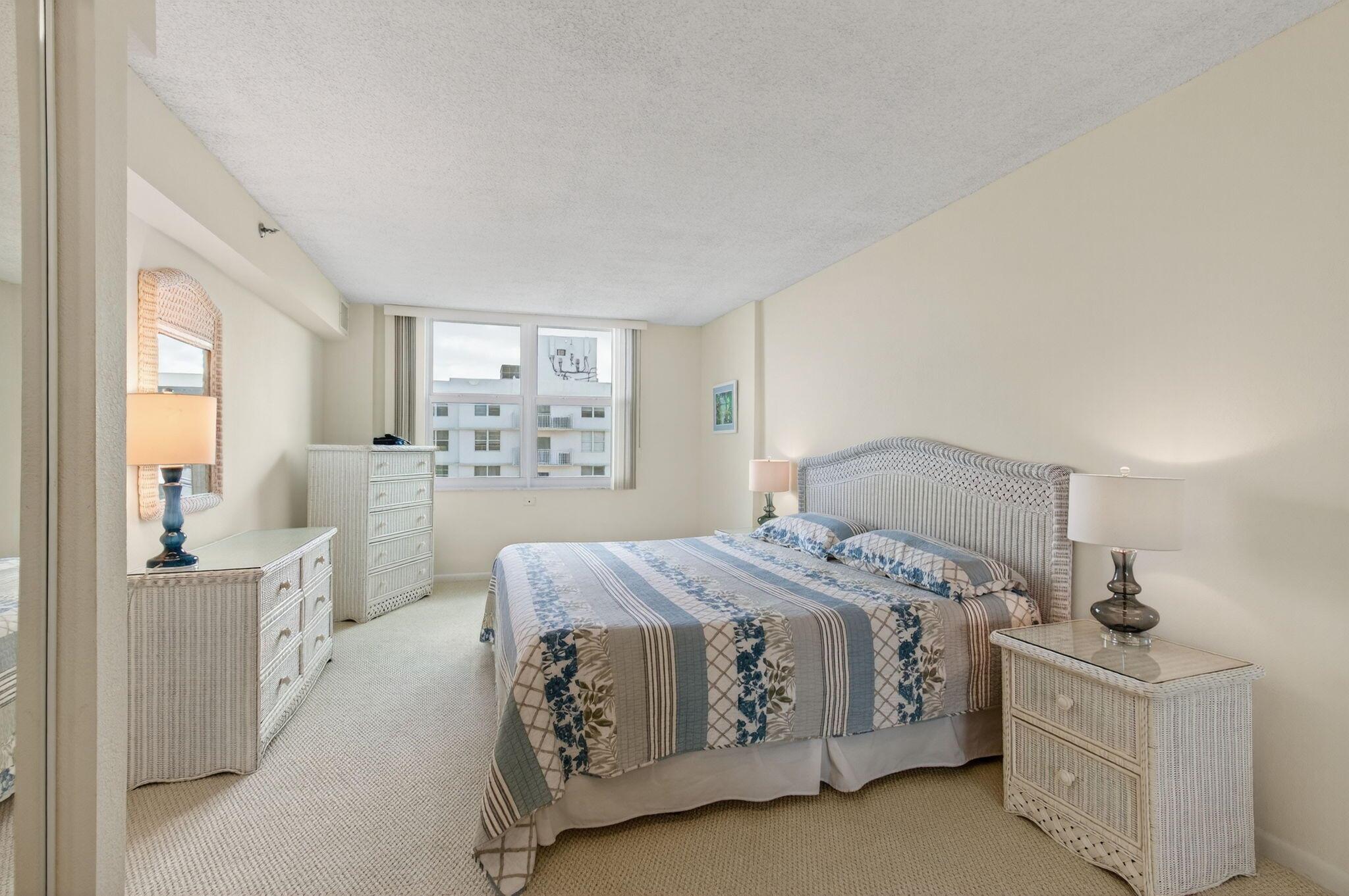 4505 S Ocean Boulevard 905