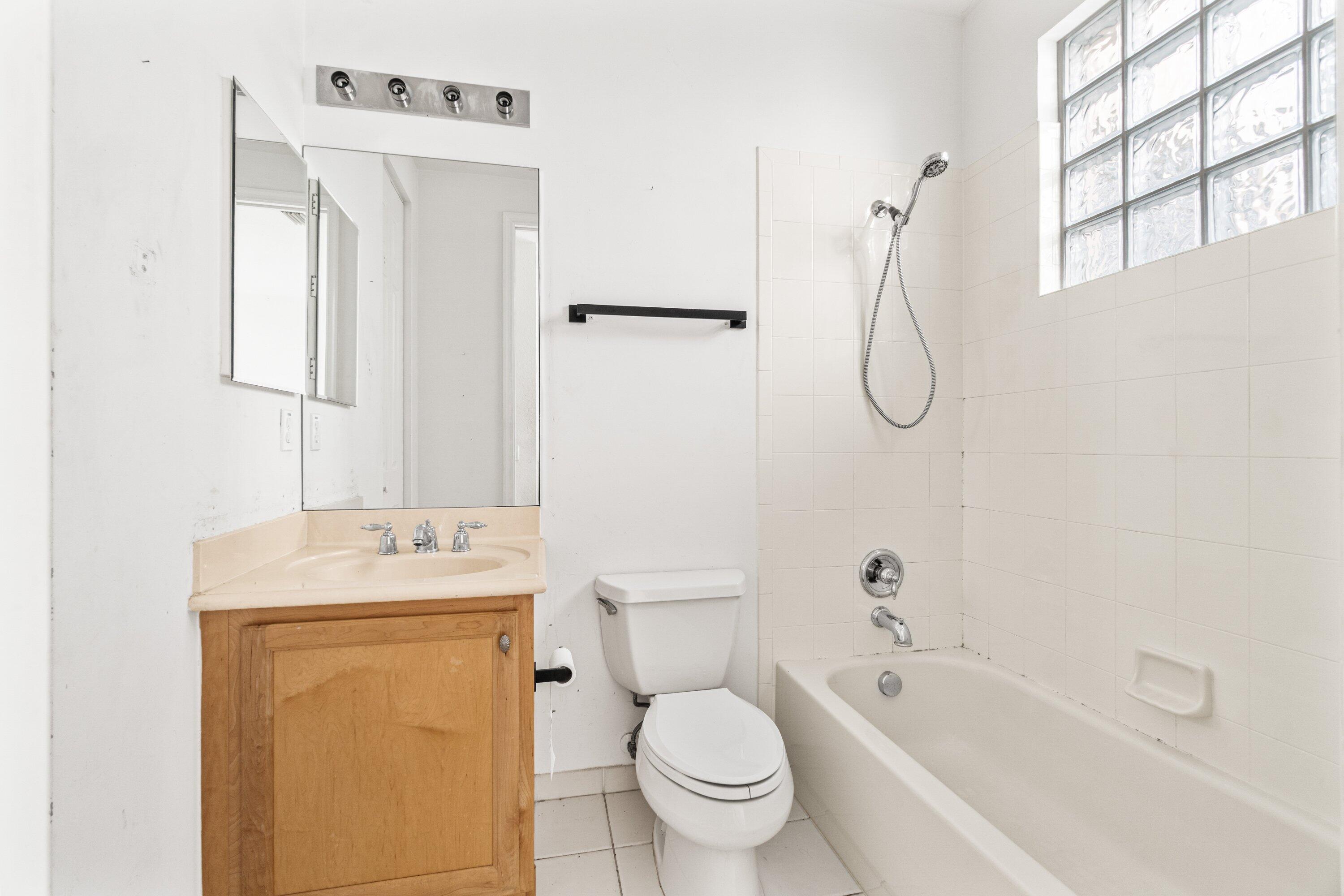 8688 Woodgrove Harbor Lane