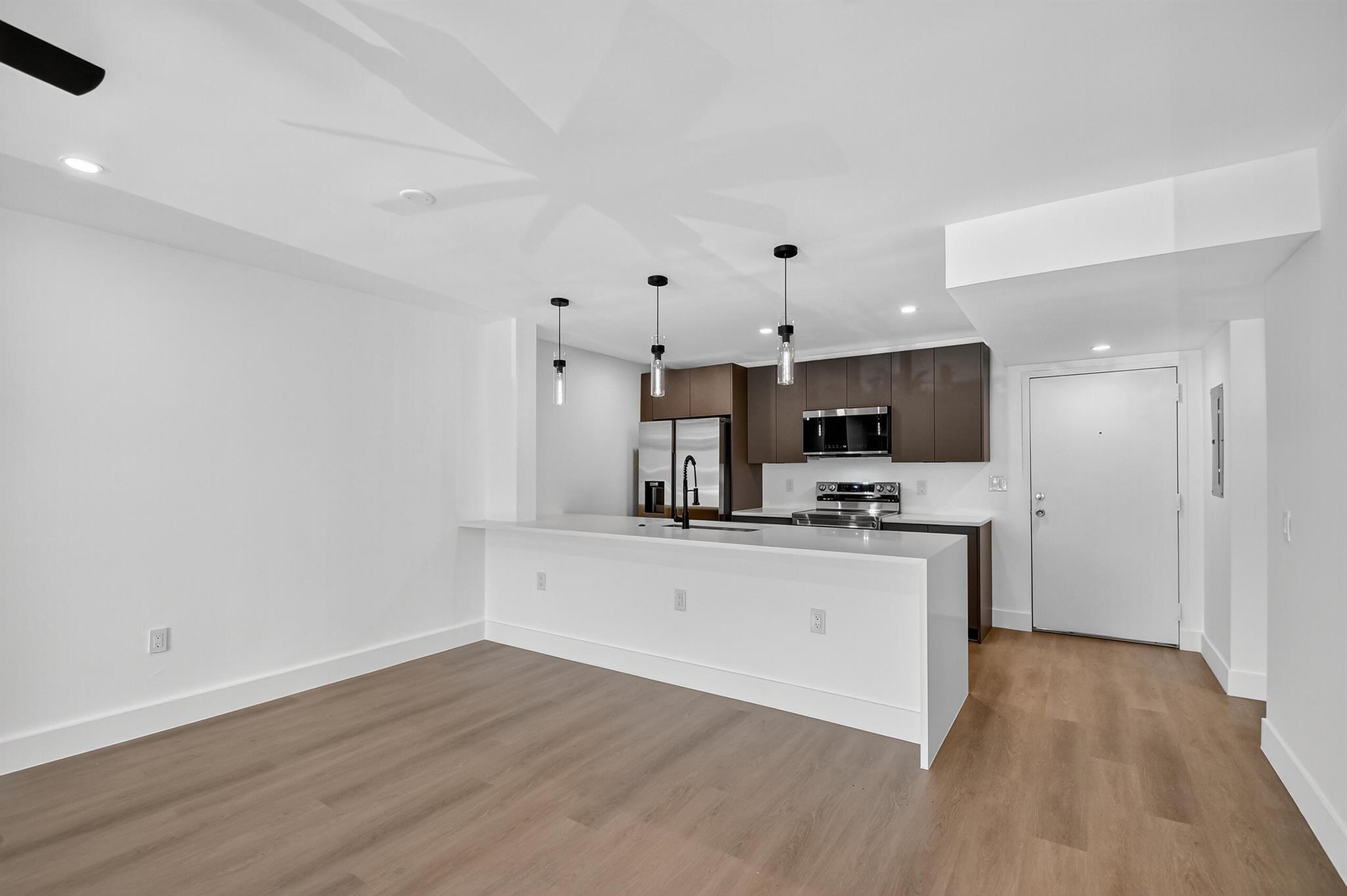 4661 Fountains Drive 112