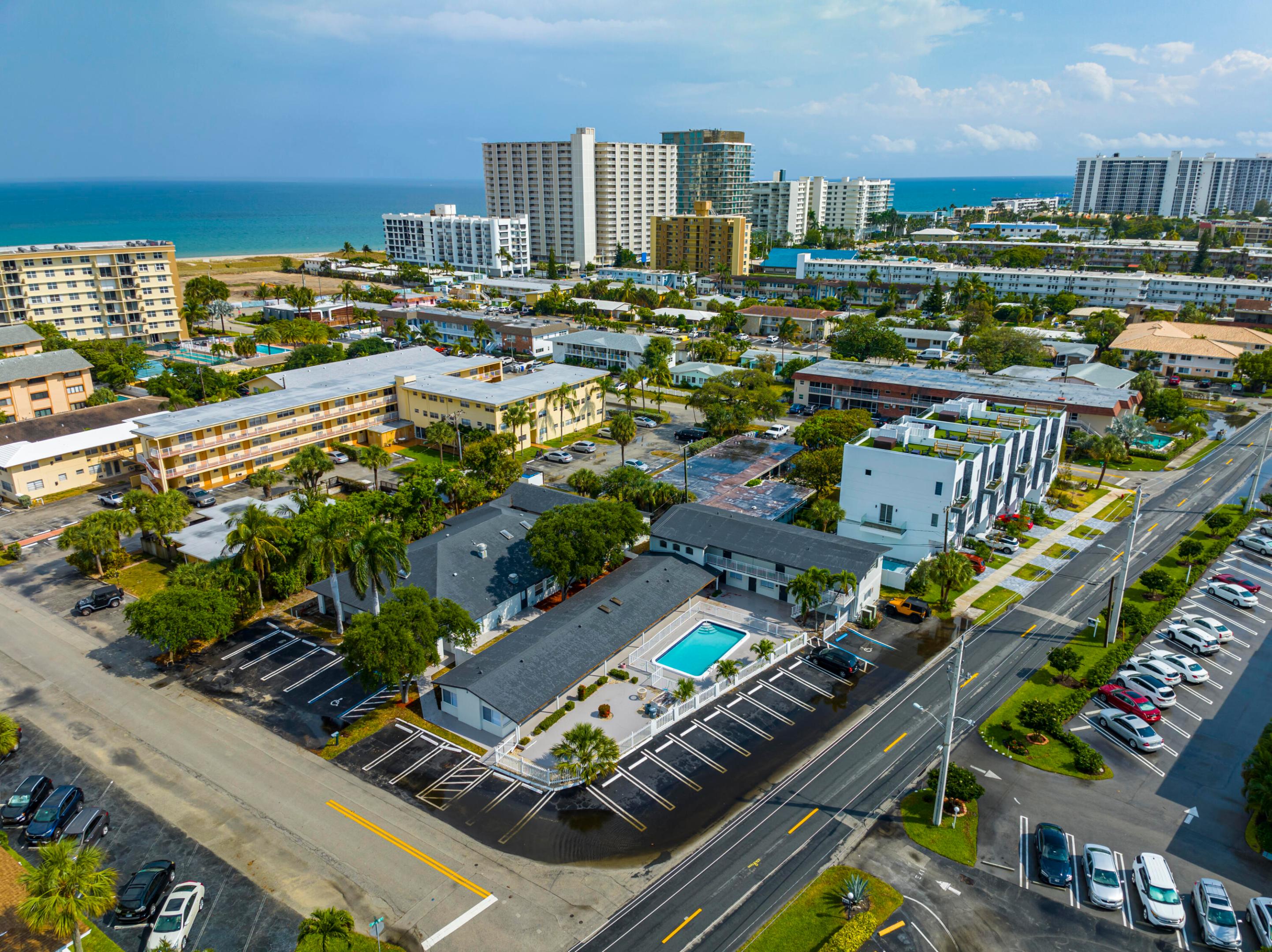 1020 N Riverside Drive 2