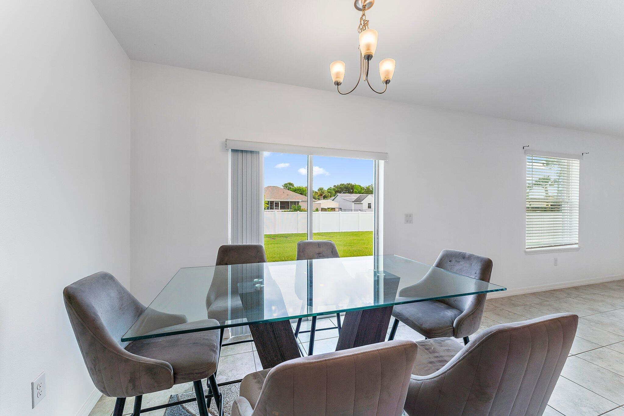 1053 SW Coleman Avenue