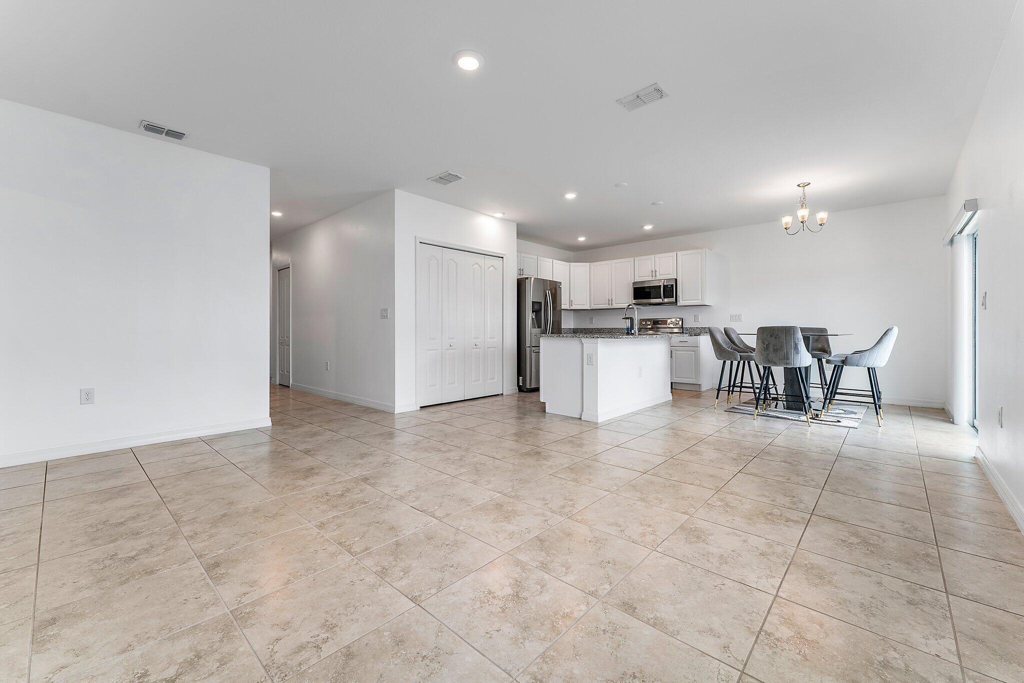 1053 SW Coleman Avenue