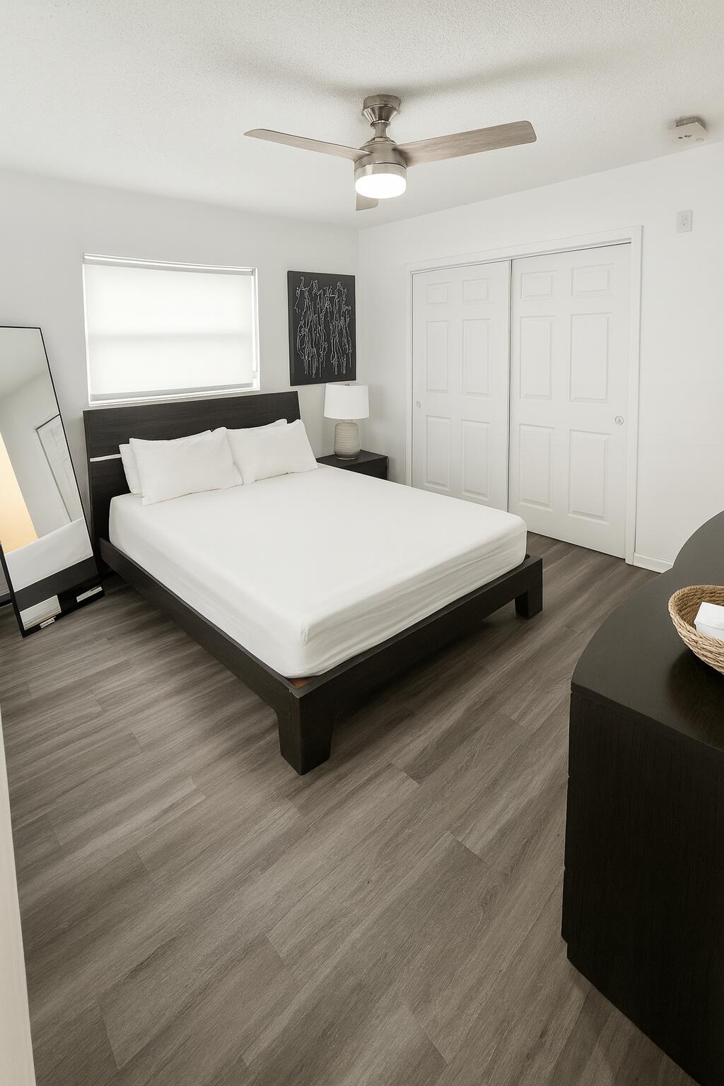 801 Andrews Avenue 4