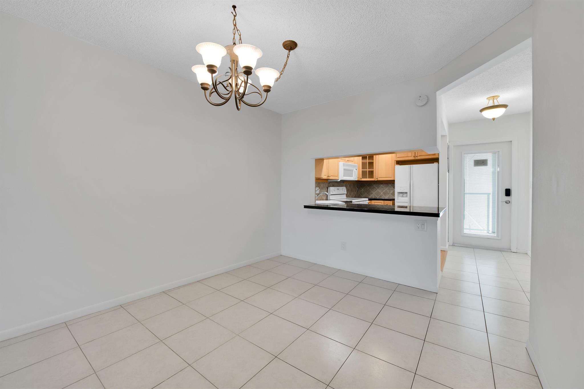 2731 NE 14th St Causeway 314