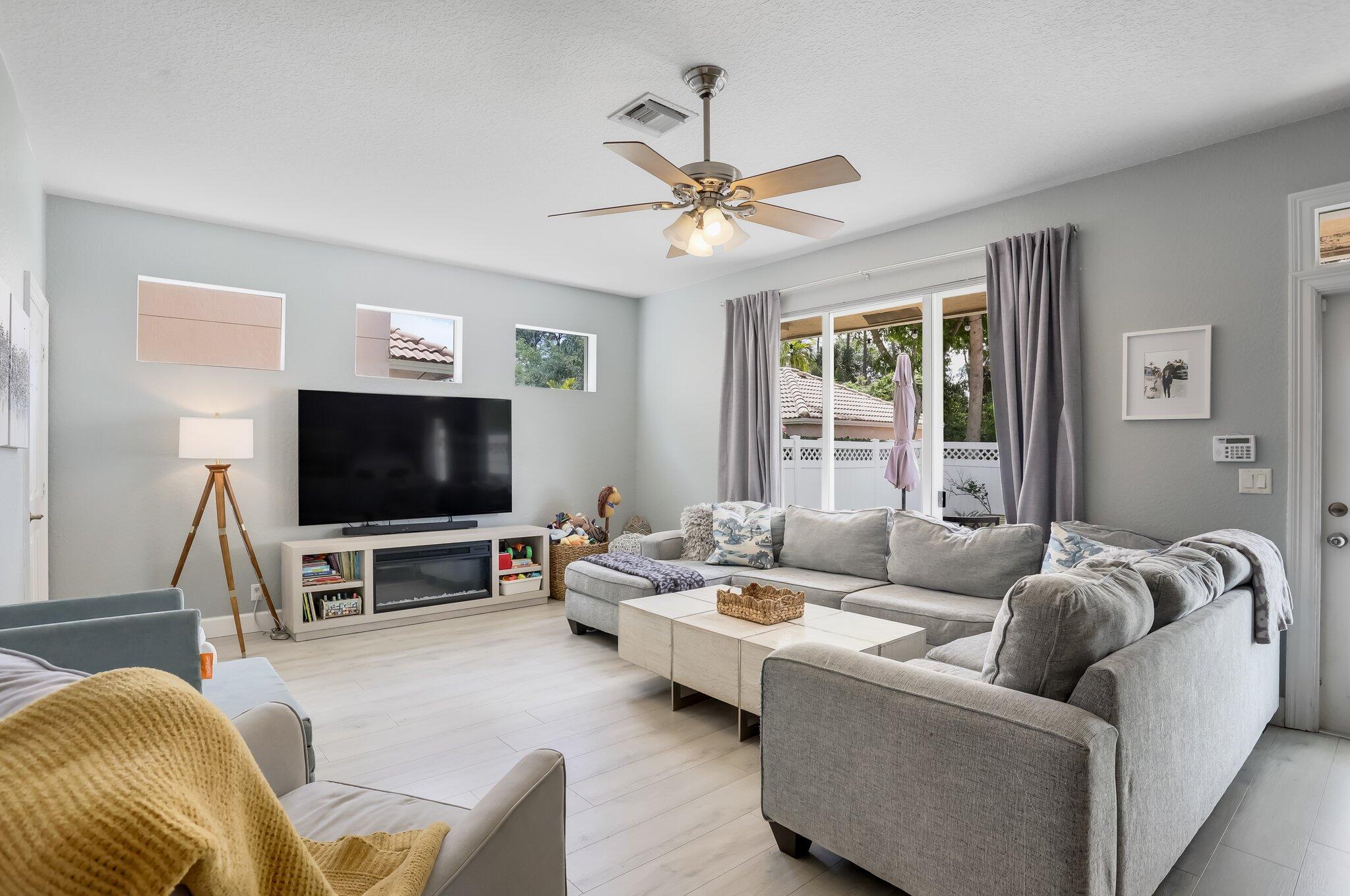 8080 Murano Circle