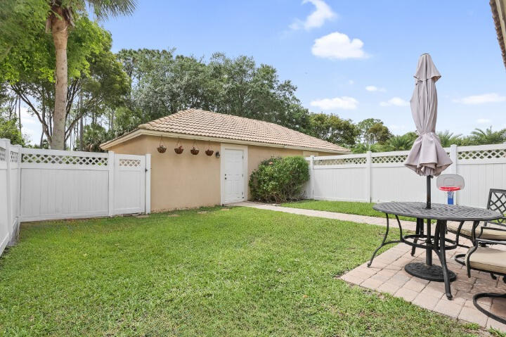 8080 Murano Circle
