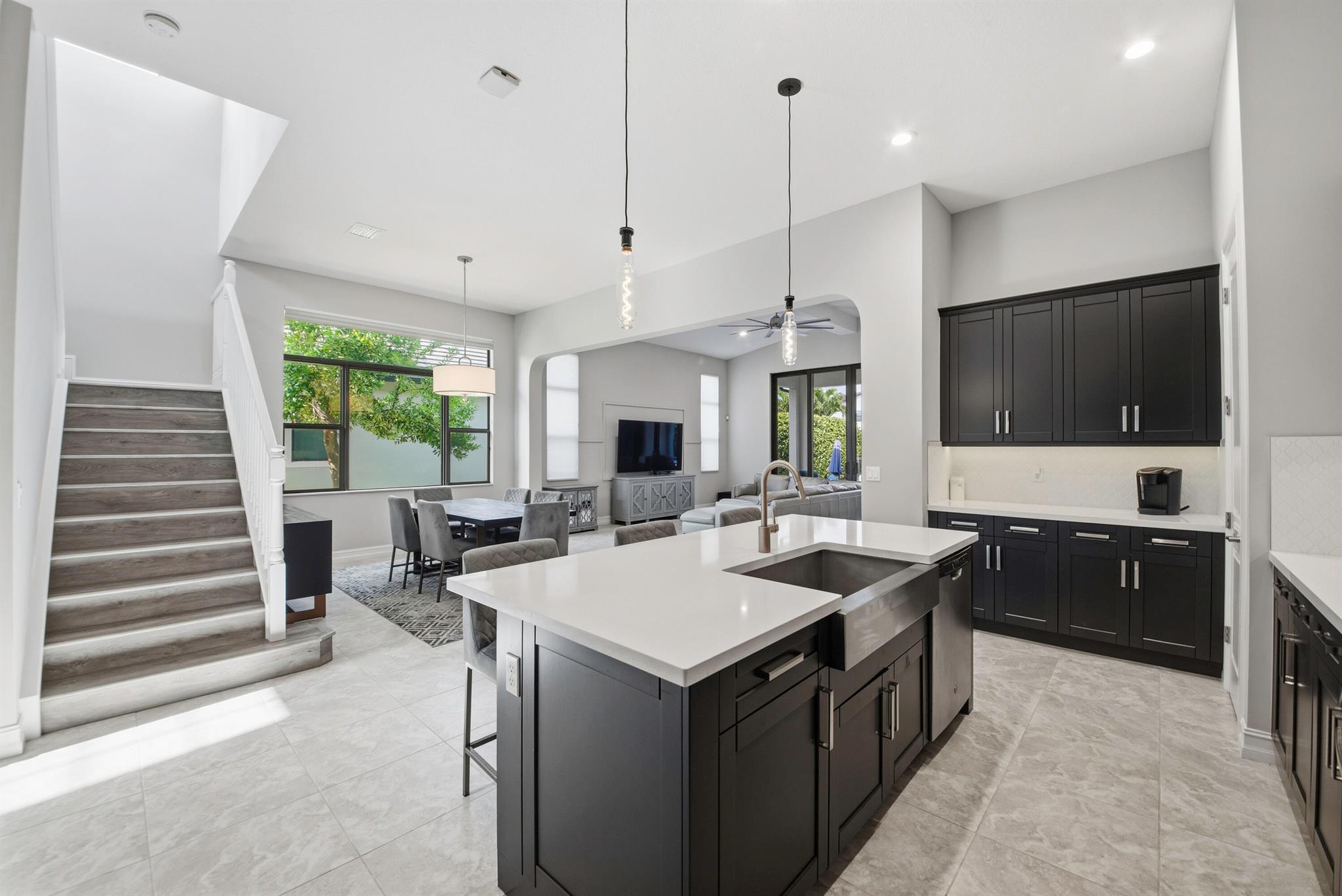 8644 Grand Prix Lane