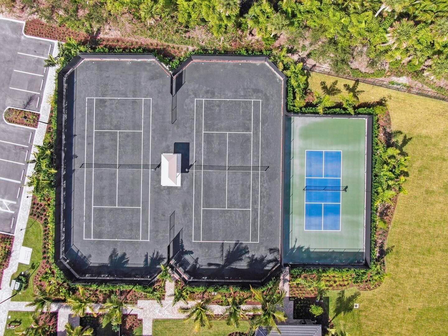 8644 Grand Prix Lane