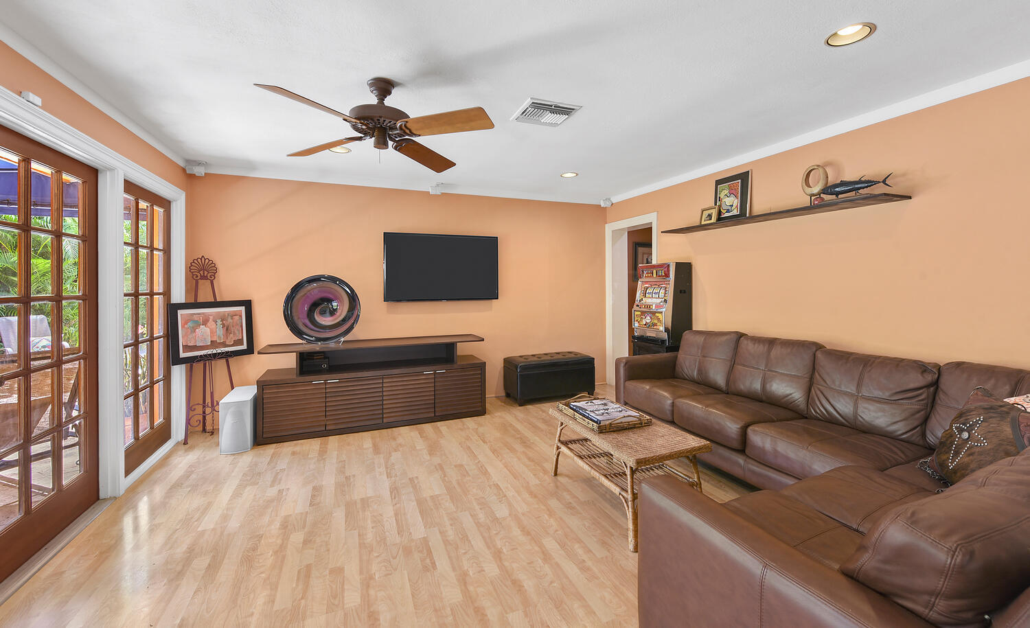 708 NW 6th Drive