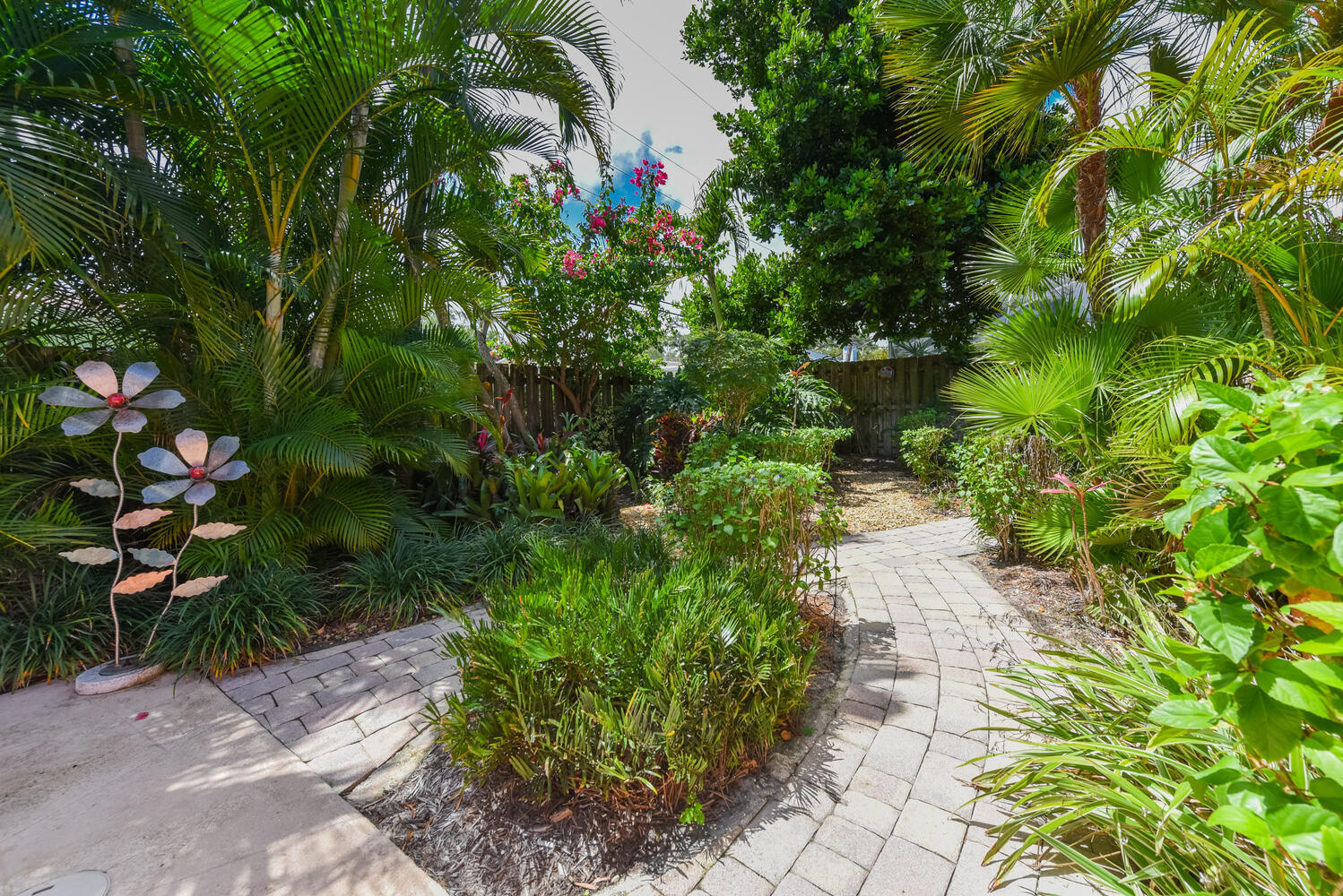 708 NW 6th Drive