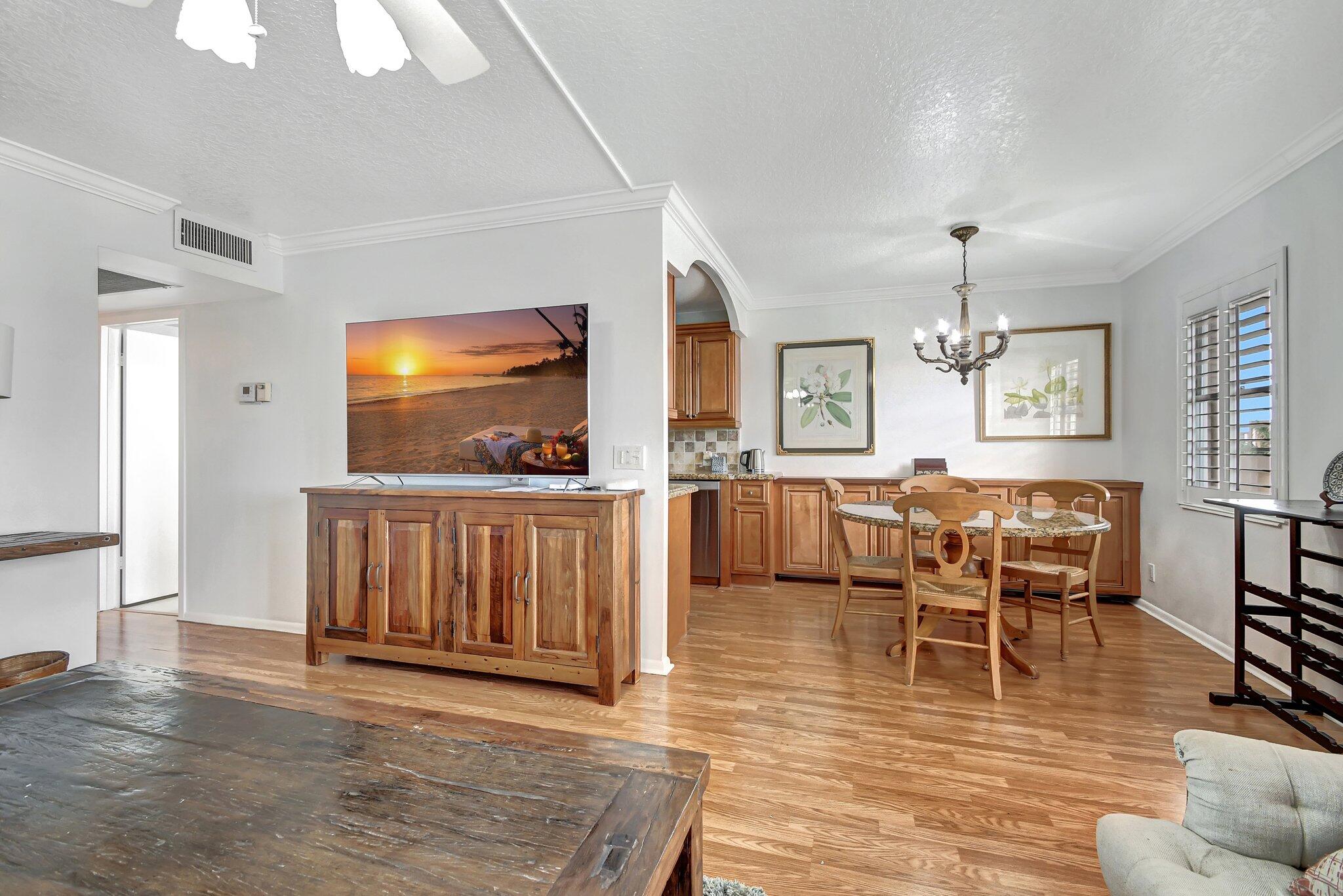 4089 Guildford E E