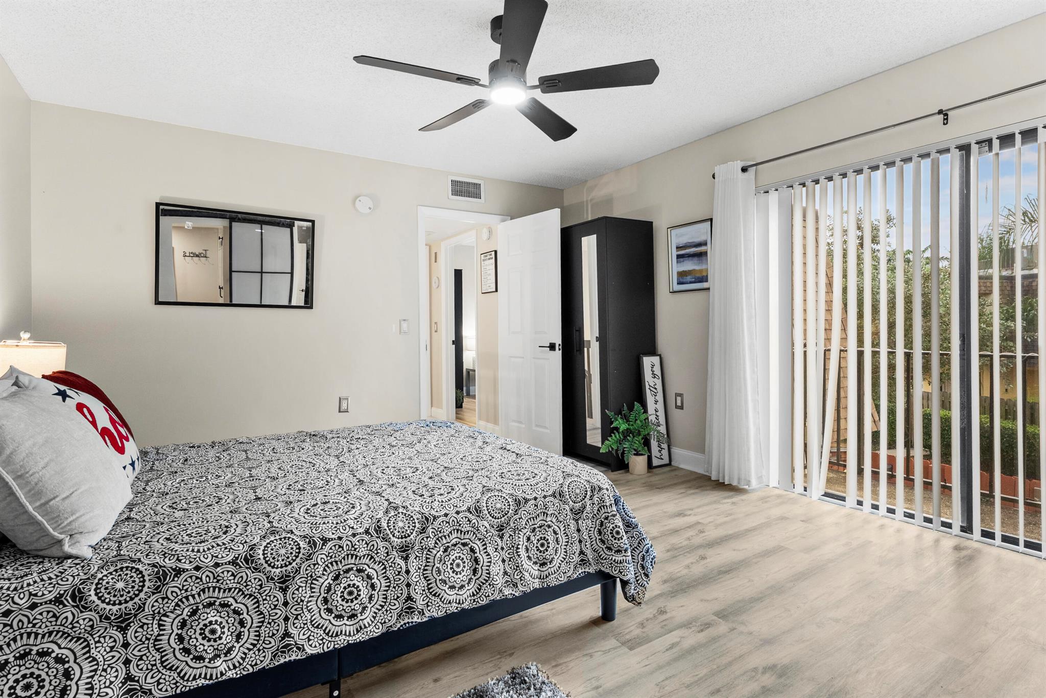 2949 SW 22nd Avenue 27a