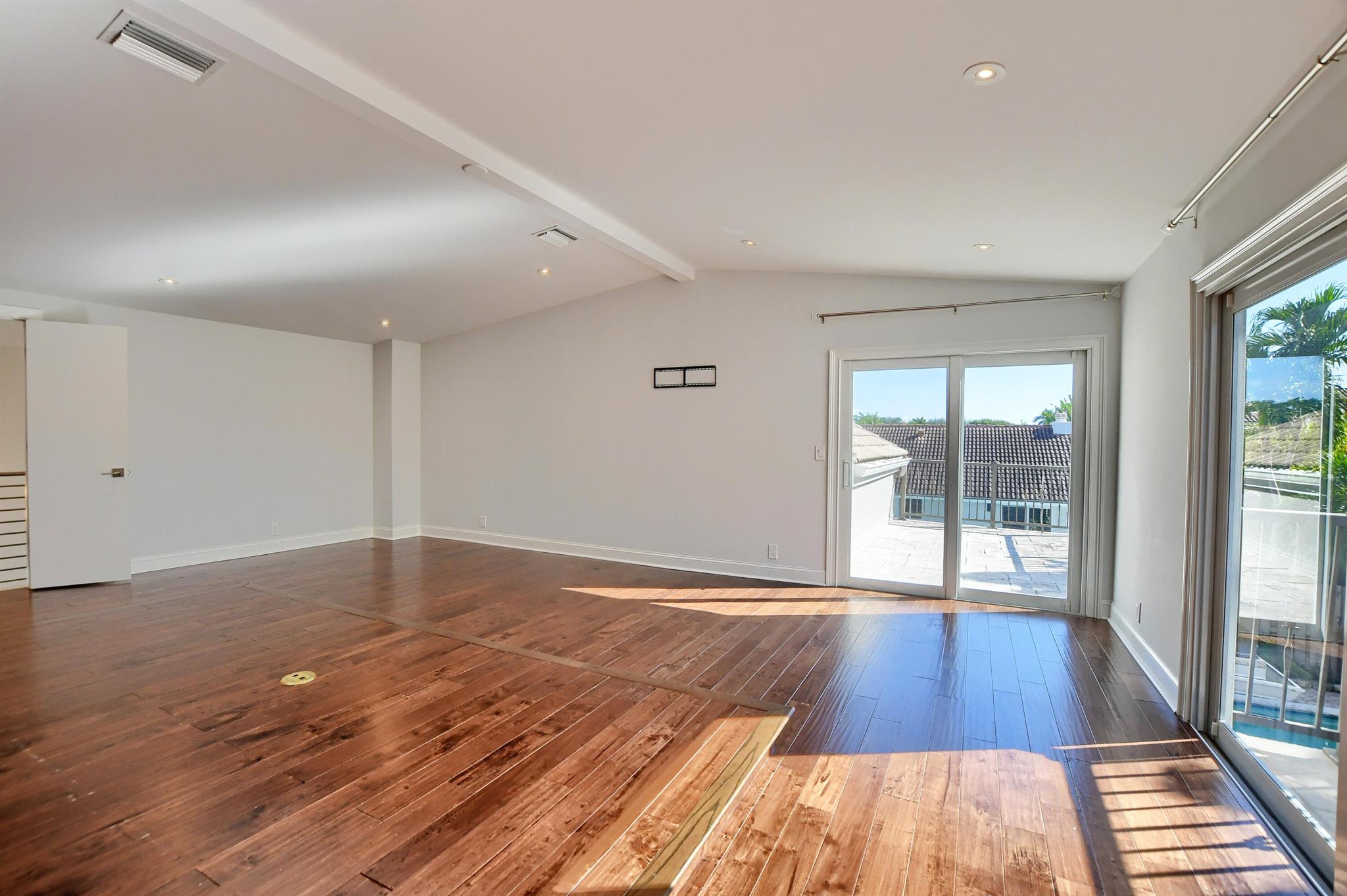 23352 Lago Mar Circle