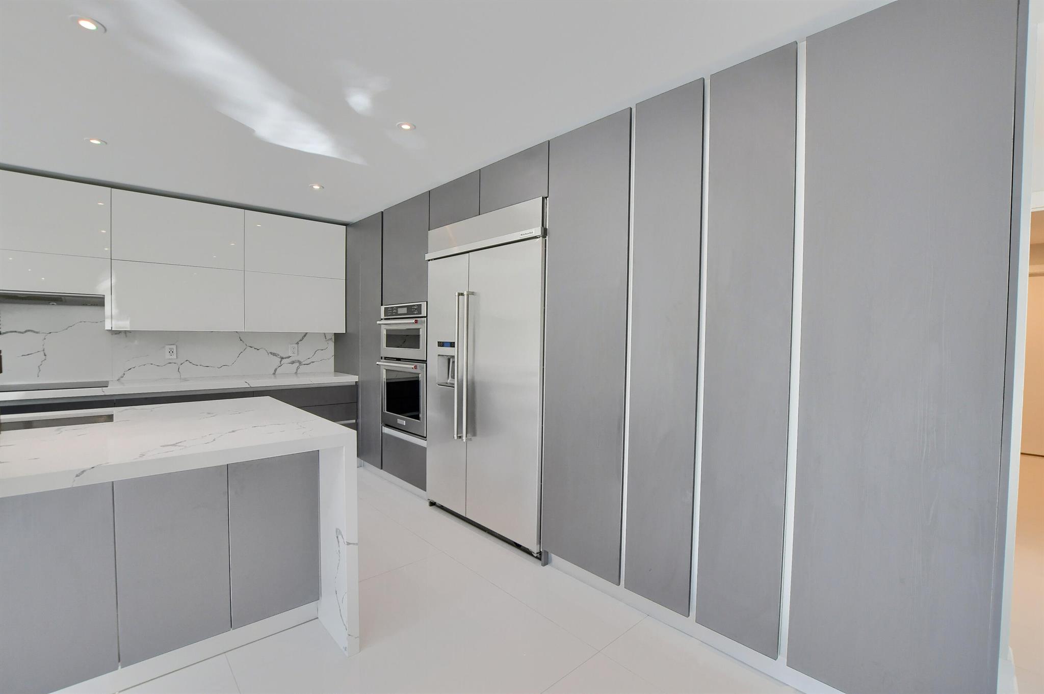 23352 Lago Mar Circle