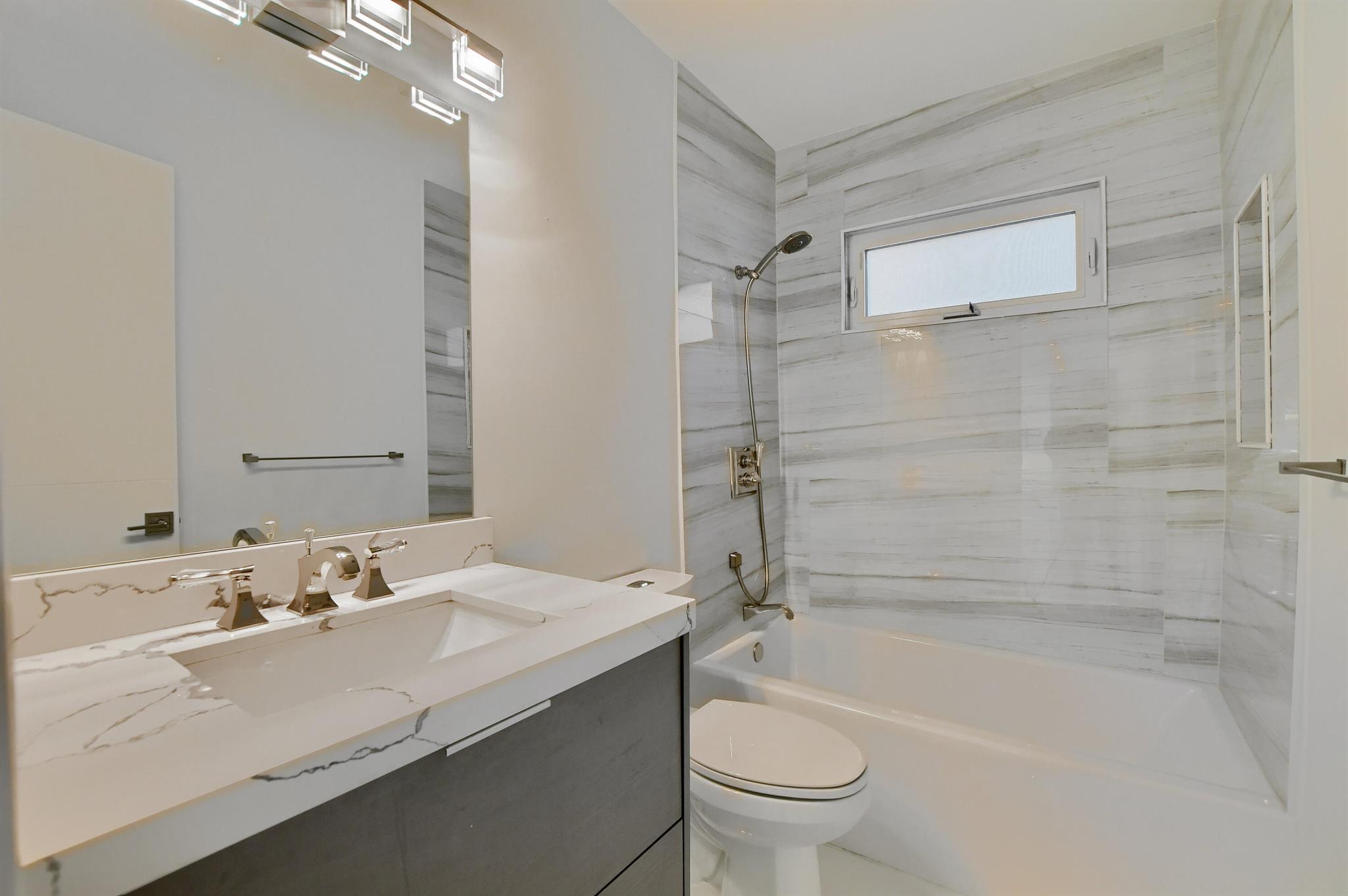 23352 Lago Mar Circle