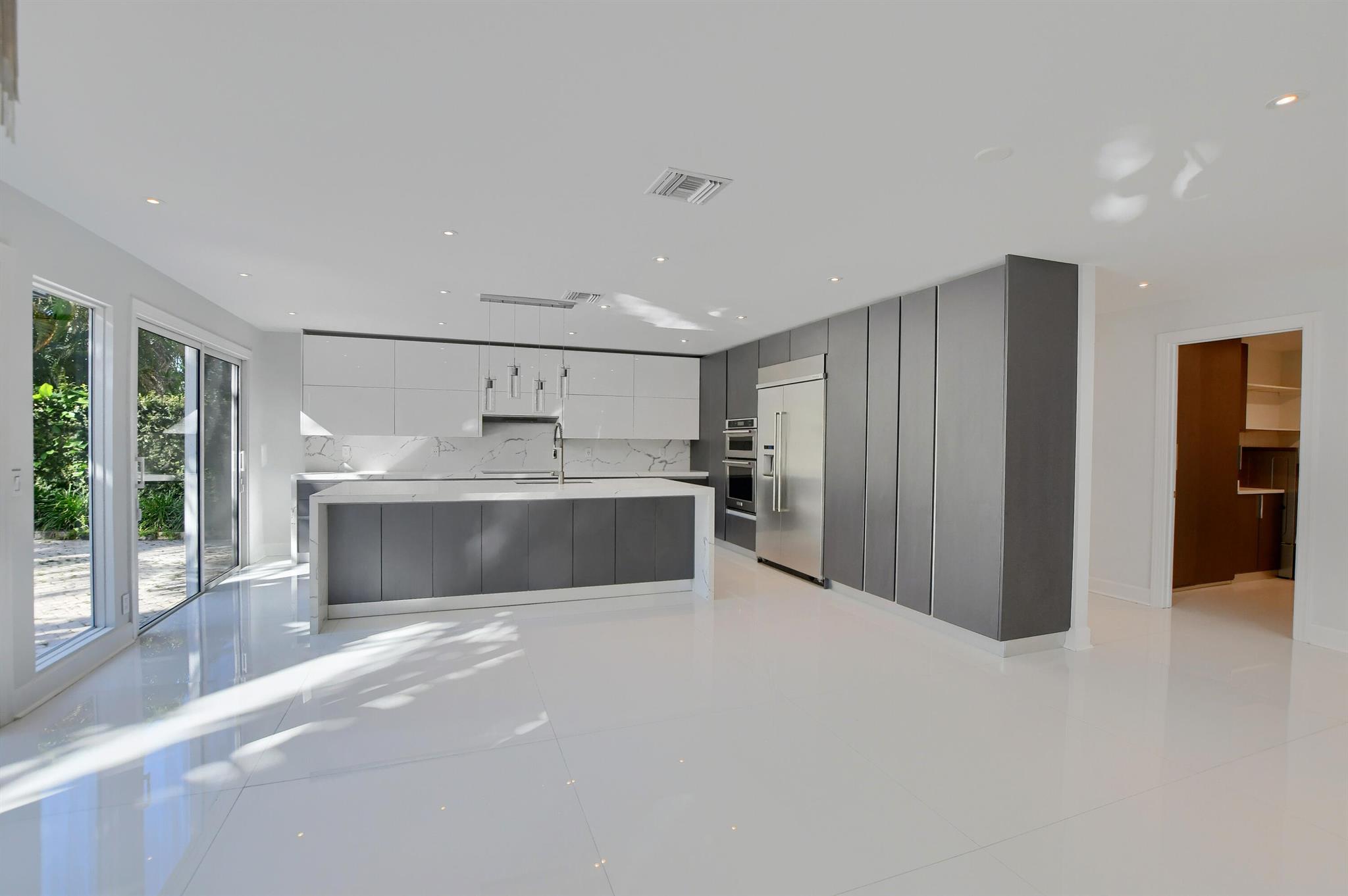 23352 Lago Mar Circle