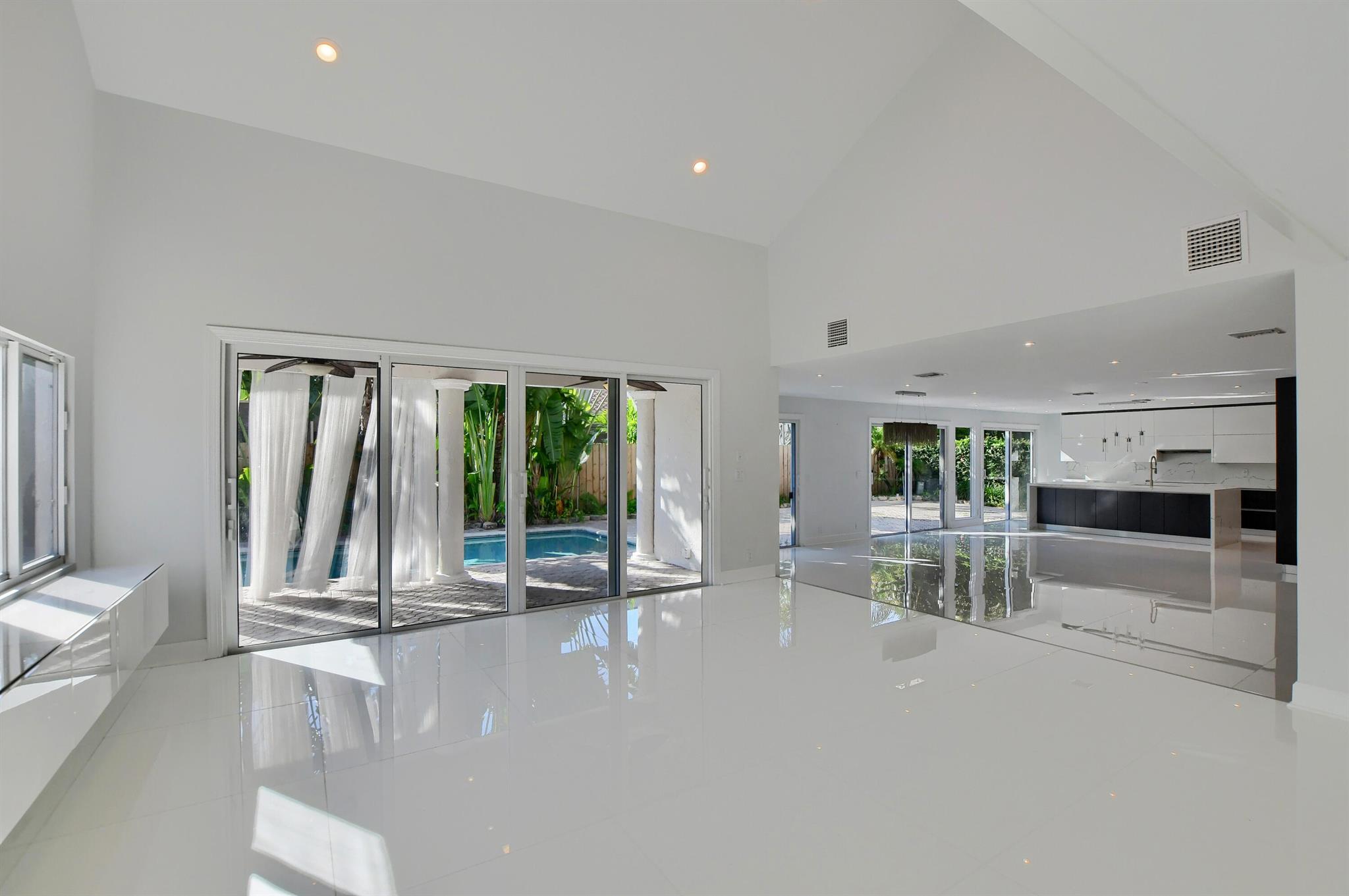 23352 Lago Mar Circle