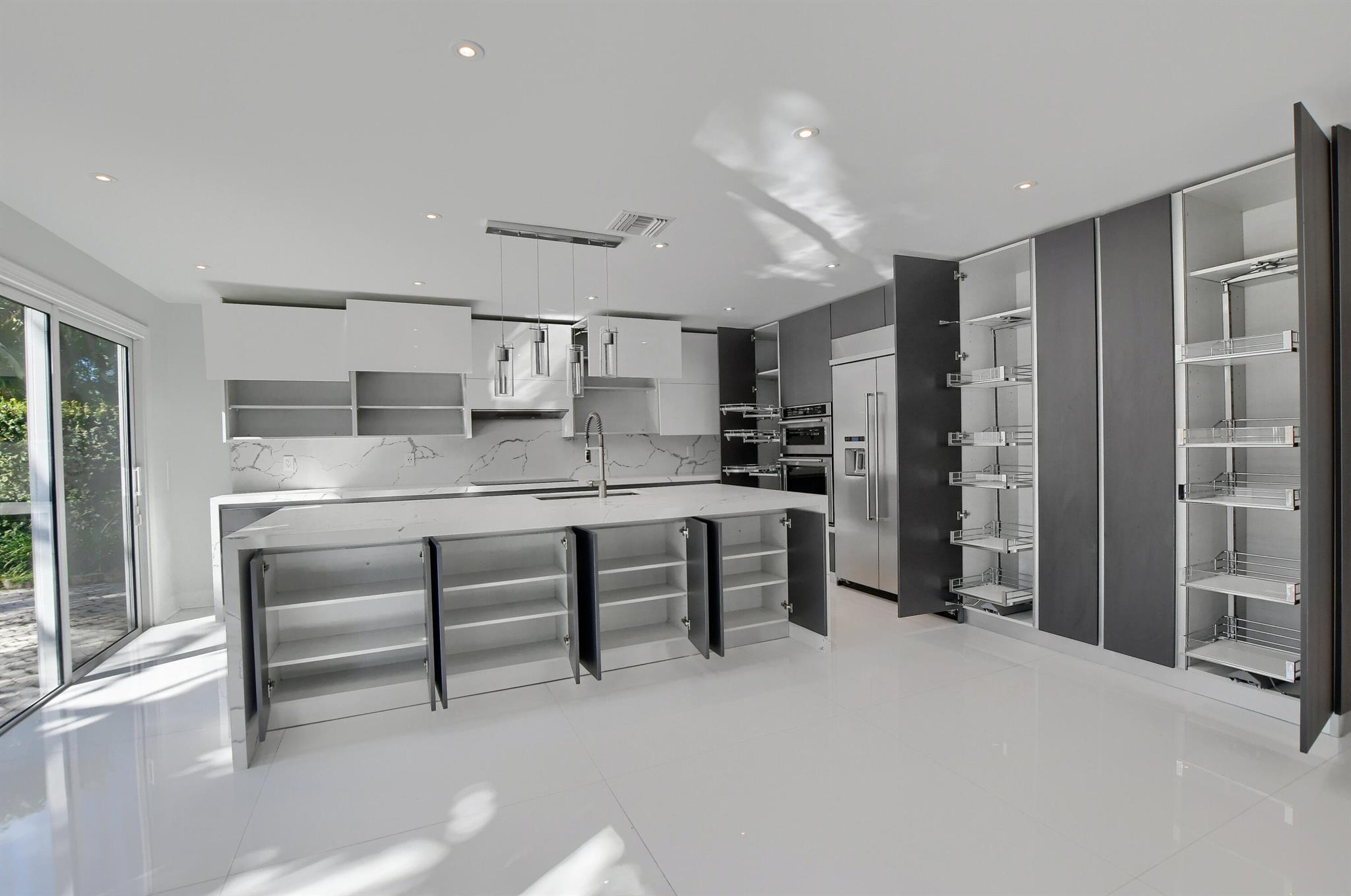 23352 Lago Mar Circle