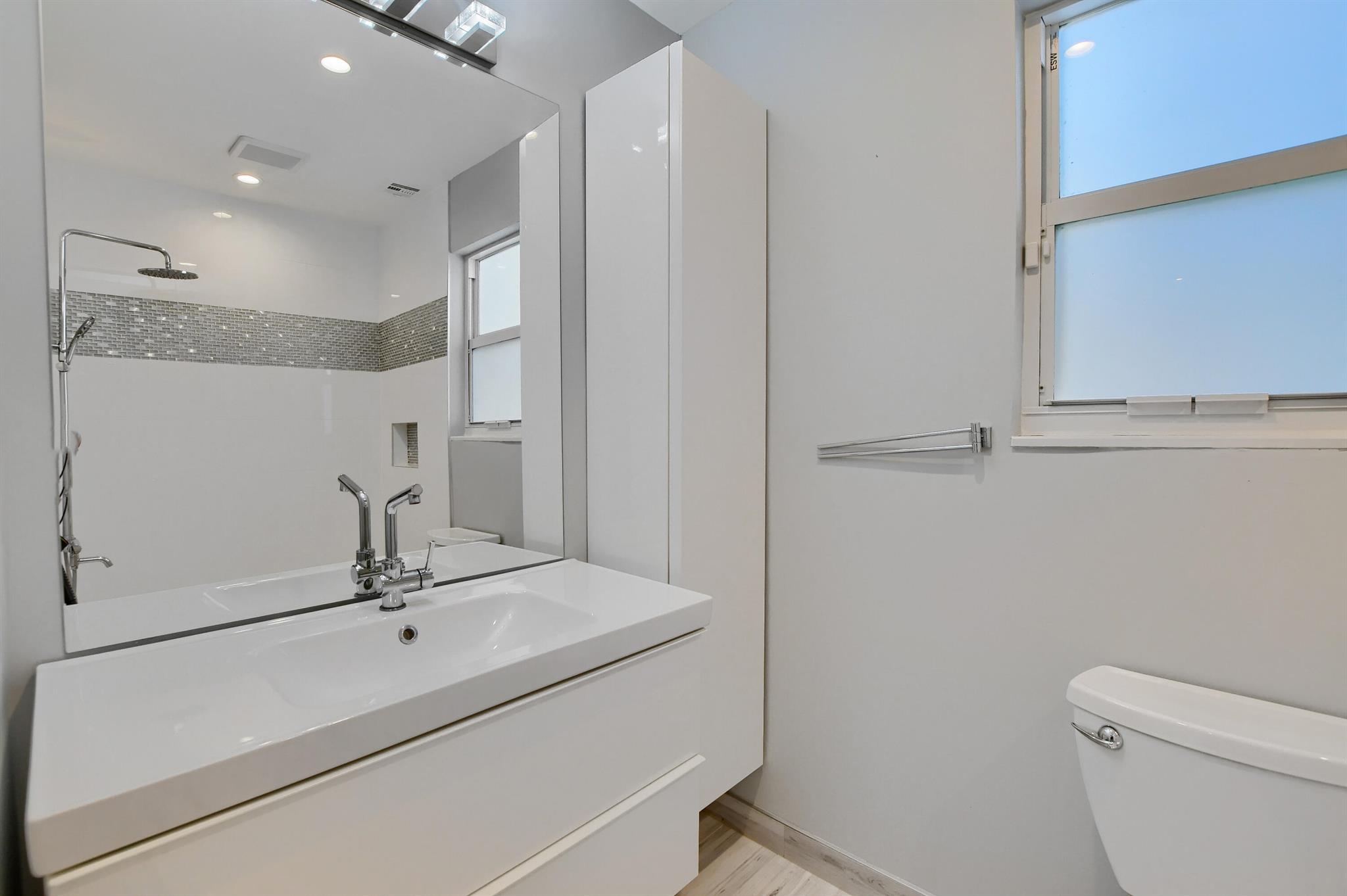 23352 Lago Mar Circle