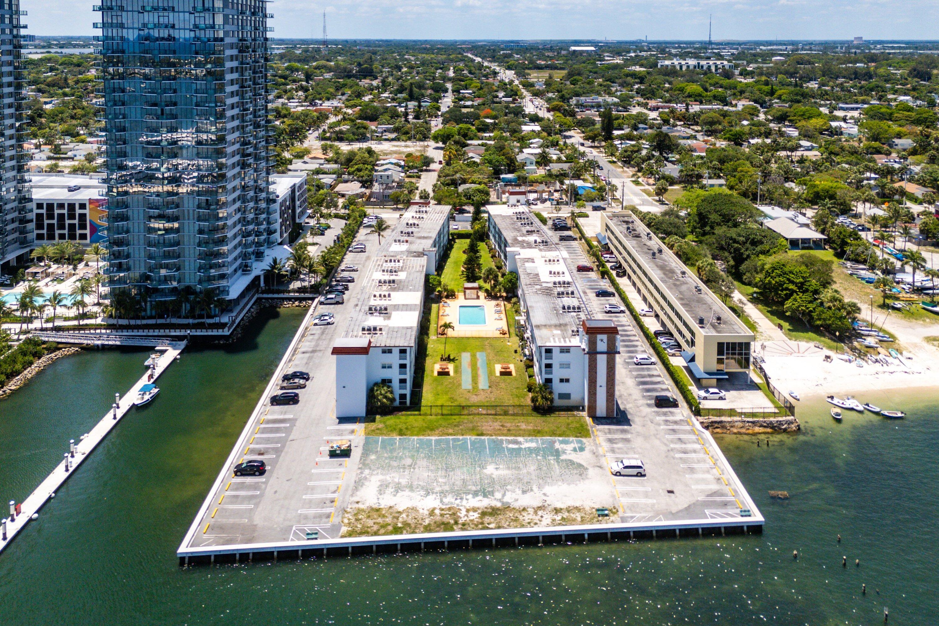 4500 N Flagler Drive C17