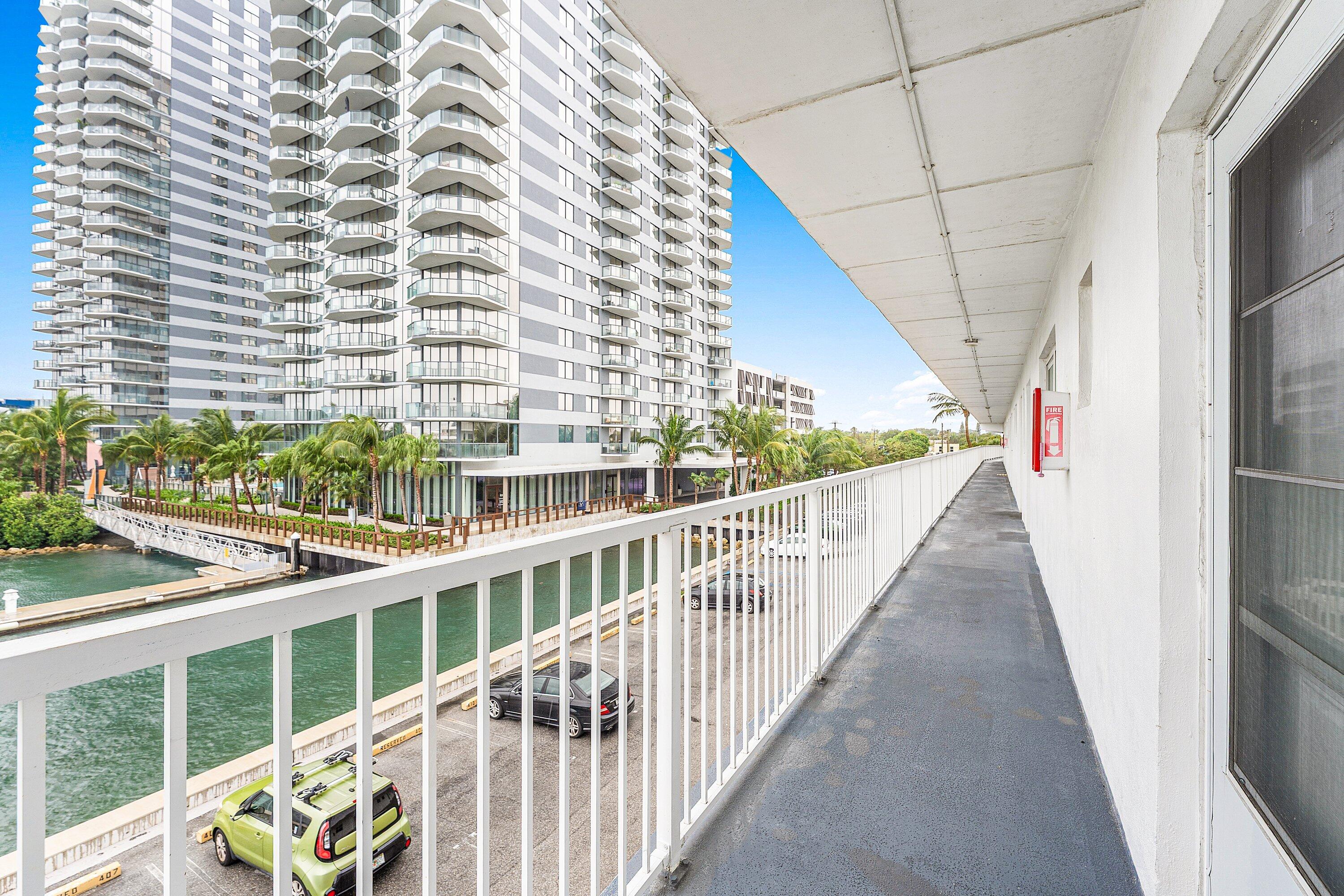 4500 N Flagler Drive C17