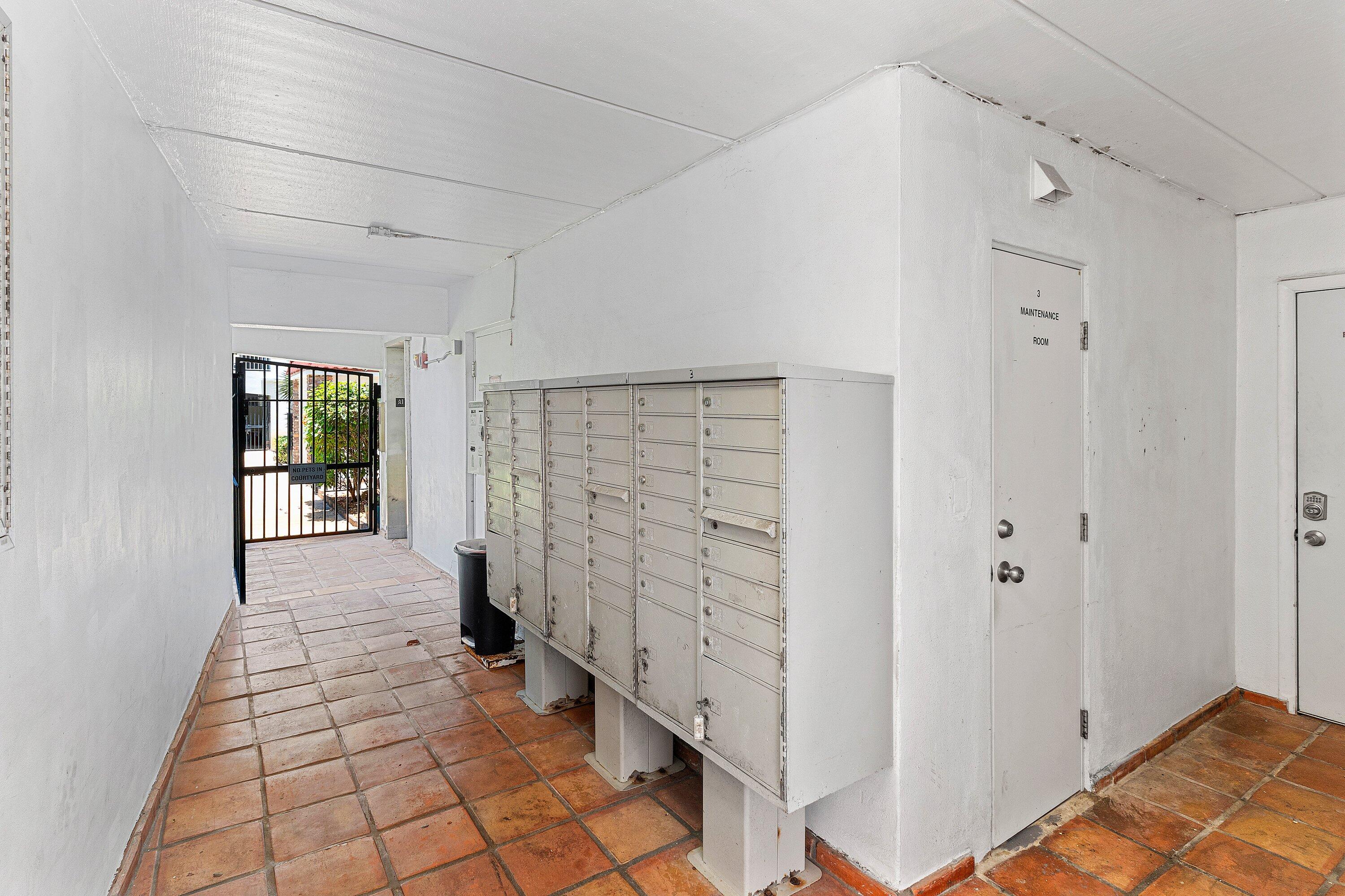 4500 N Flagler Drive C17