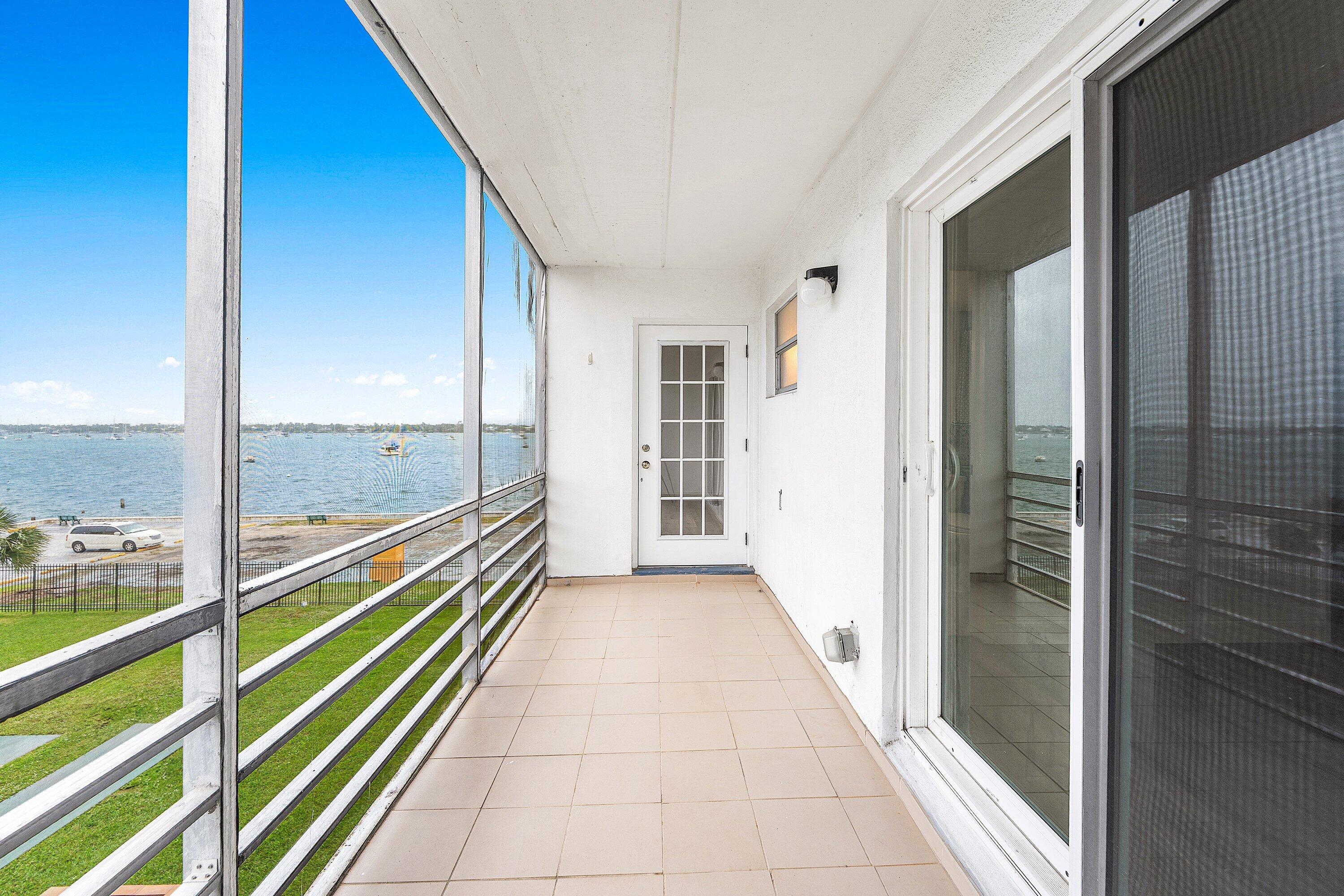 4500 N Flagler Drive C17