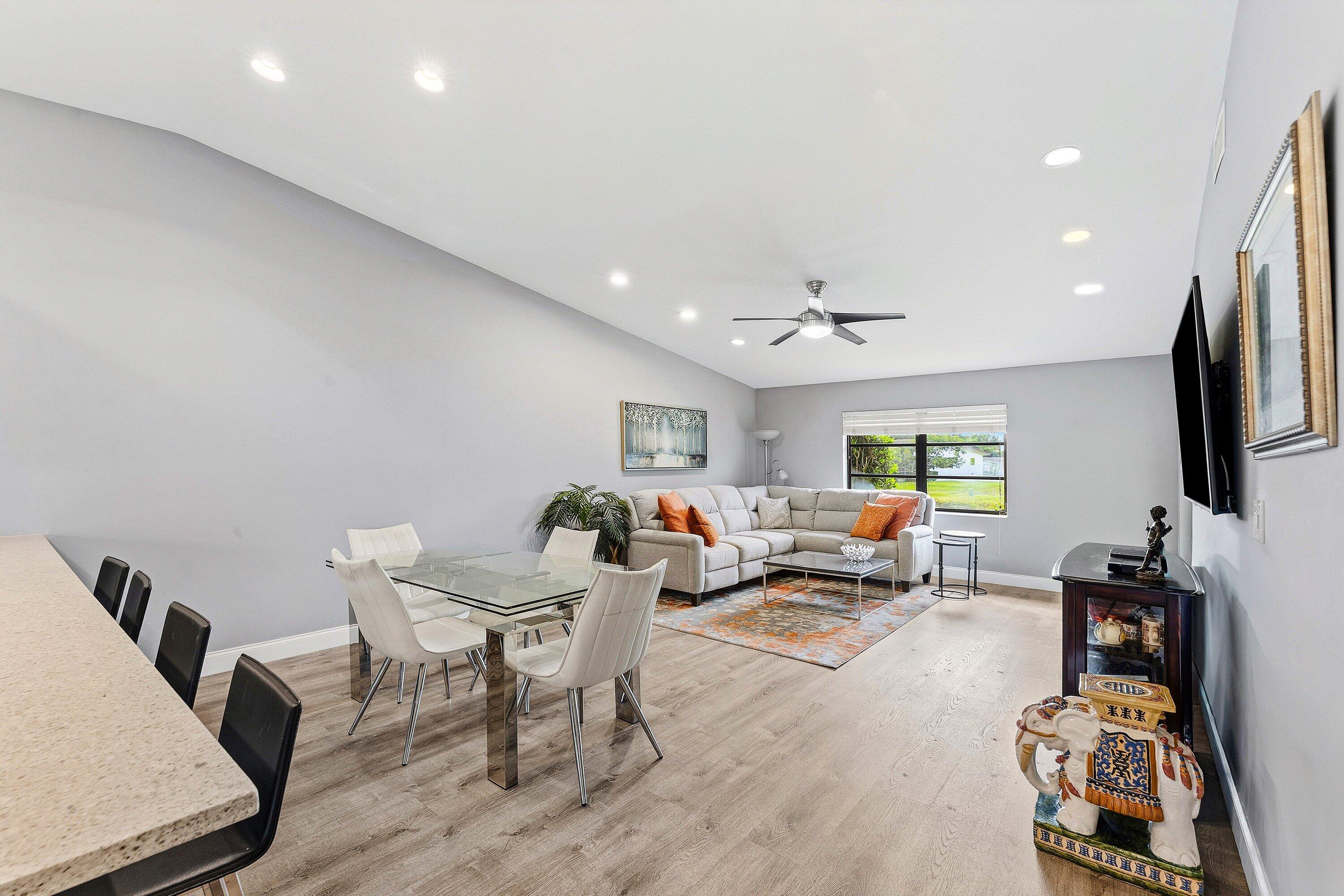 6112 Kings Gate Circle