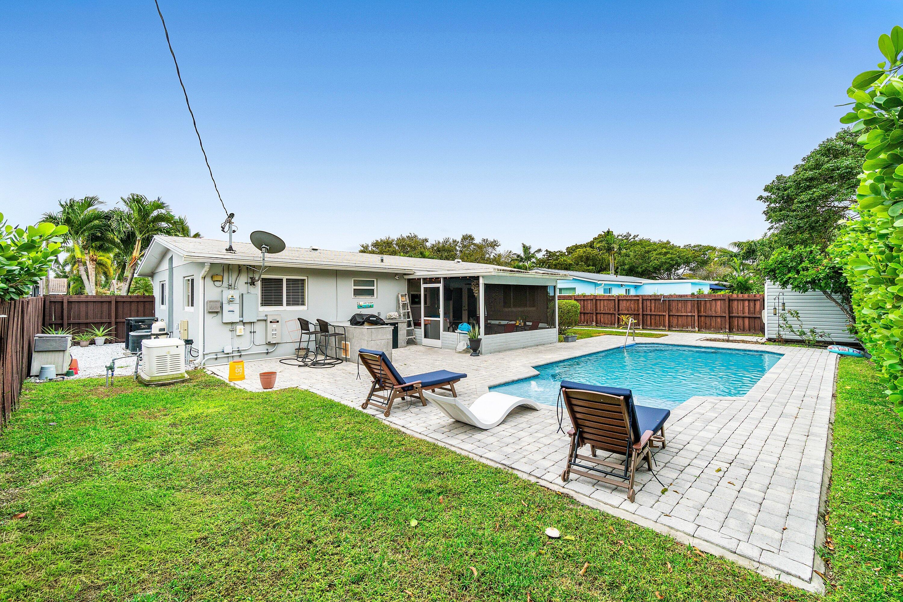 301 Se 10th Court