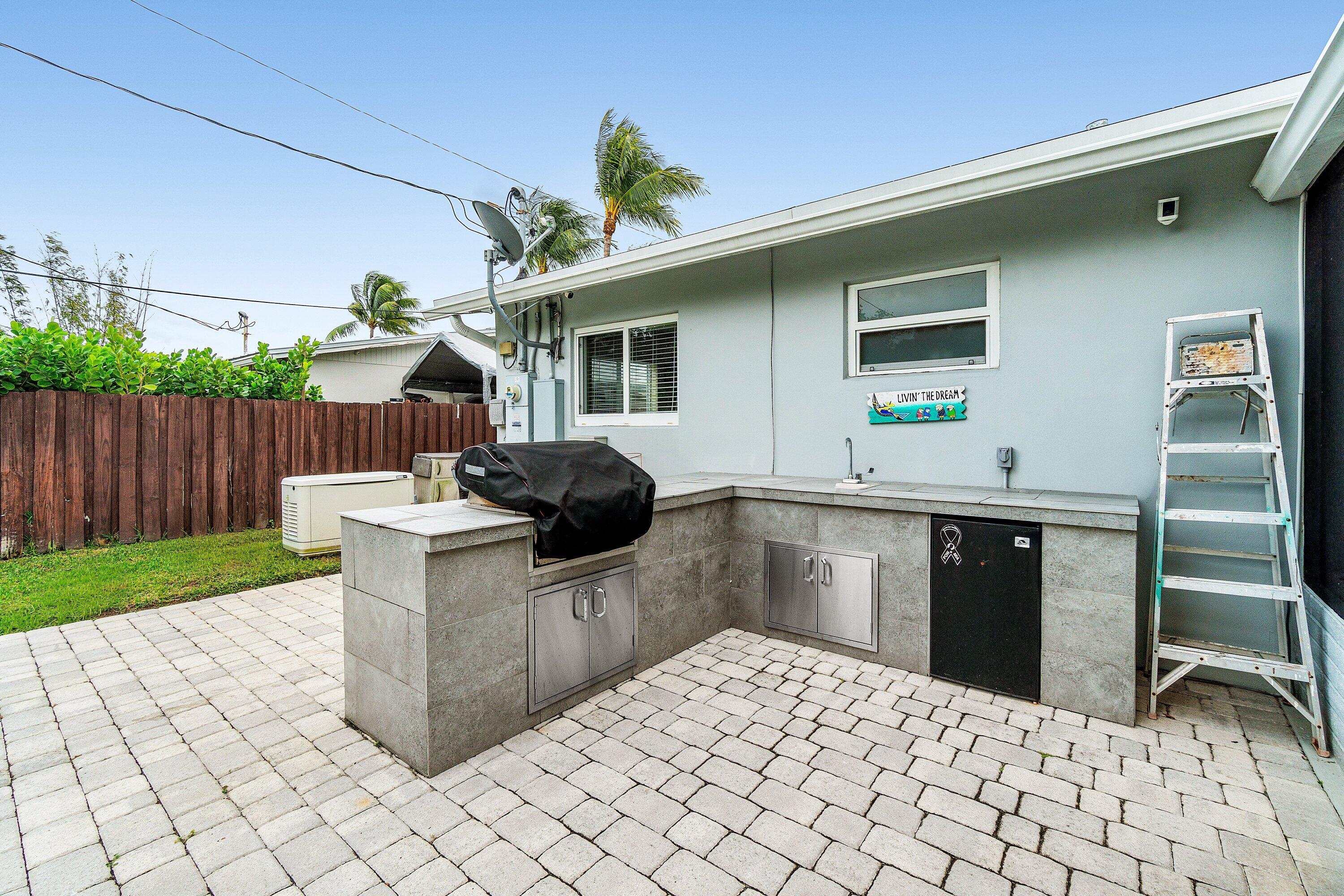 301 Se 10th Court
