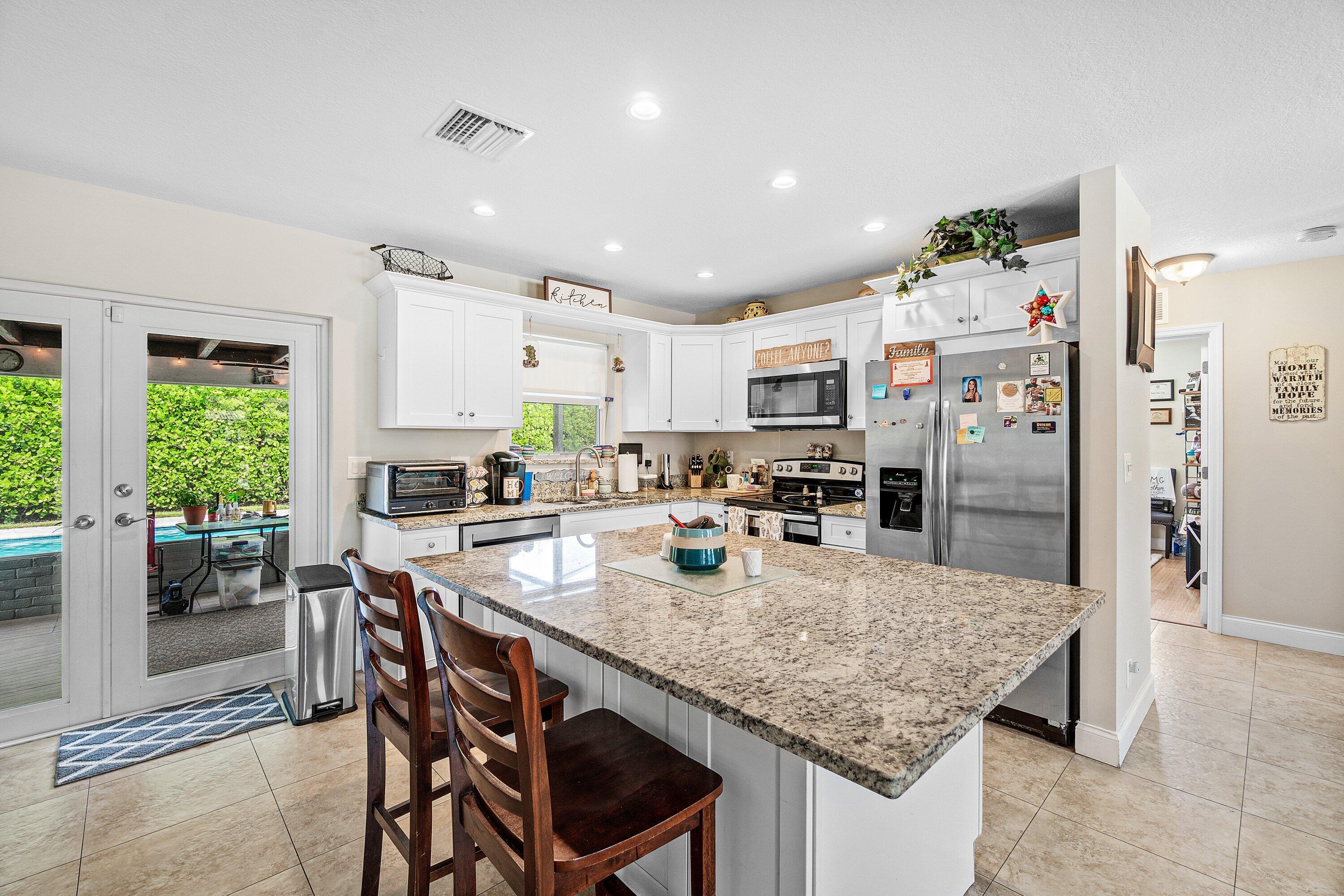 301 Se 10th Court