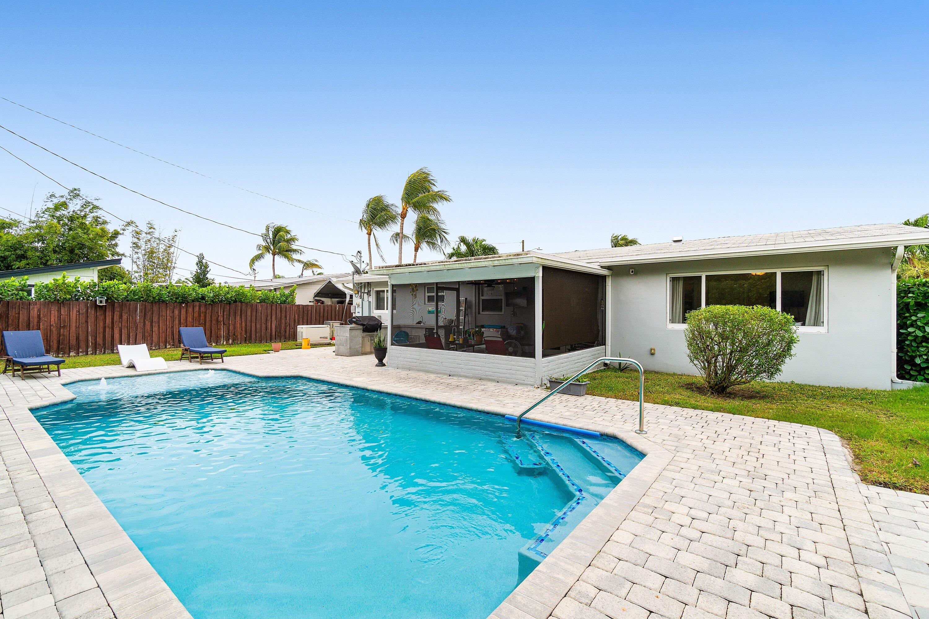 301 Se 10th Court
