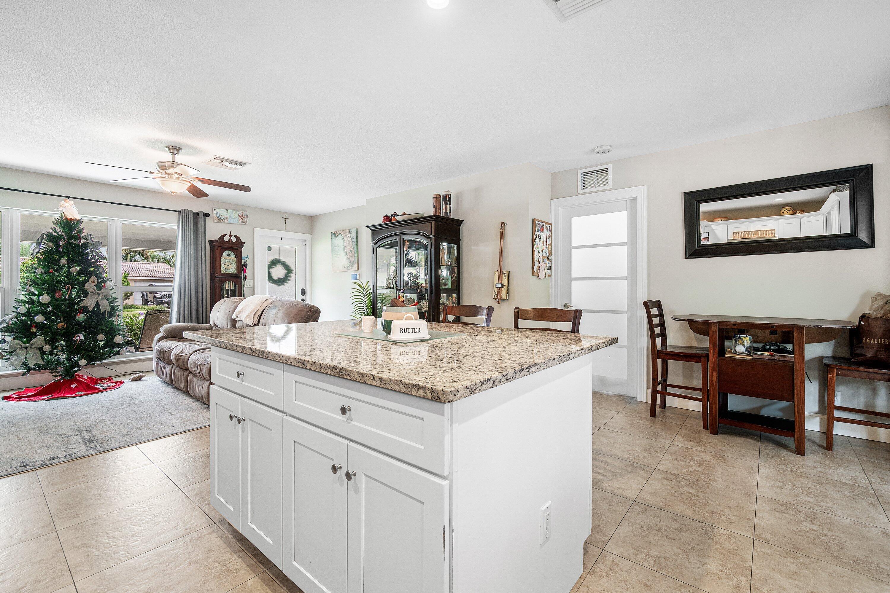 301 Se 10th Court