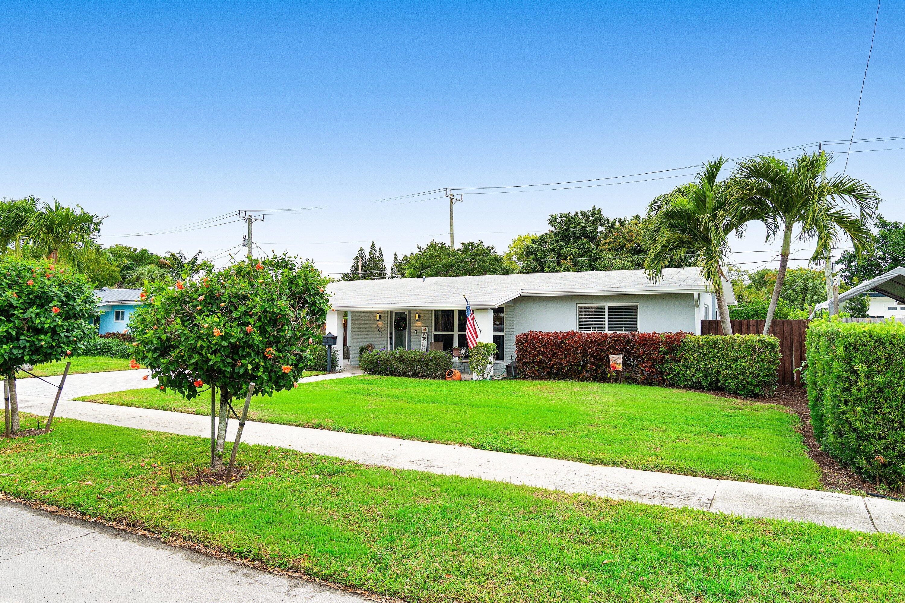 301 Se 10th Court