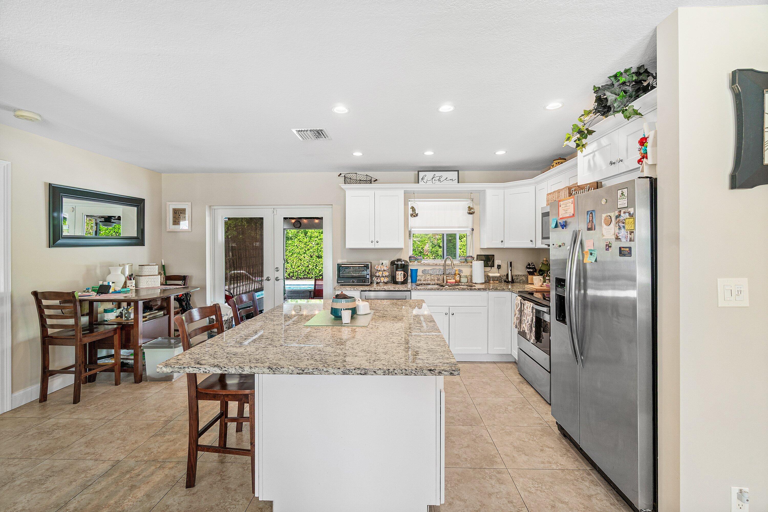 301 Se 10th Court