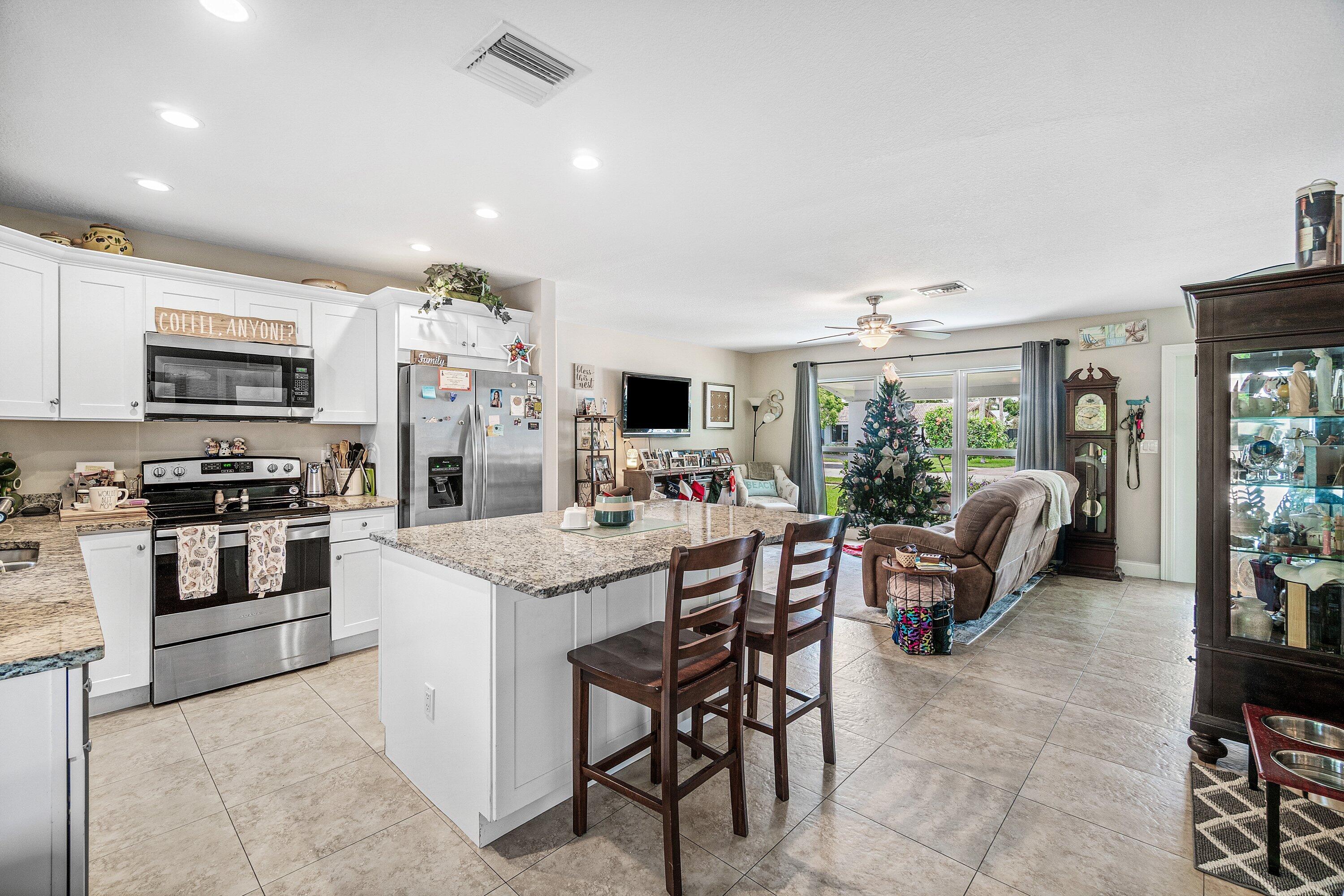 301 Se 10th Court