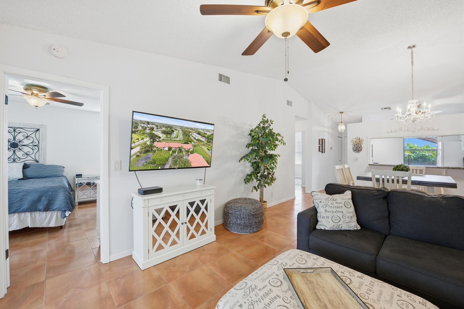4542 Lucerne Lakes Boulevard E 206