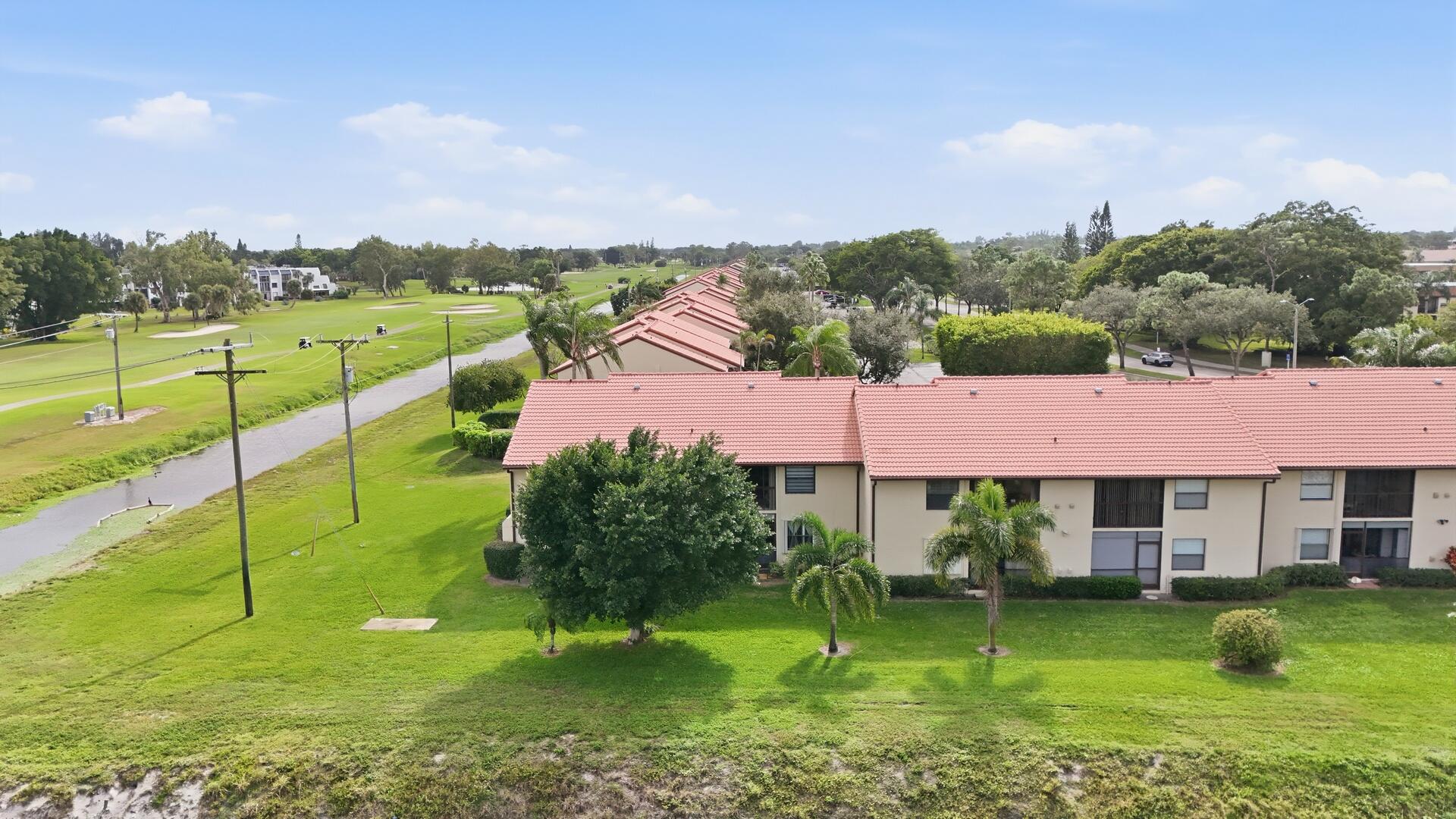 4542 Lucerne Lakes Boulevard E 206