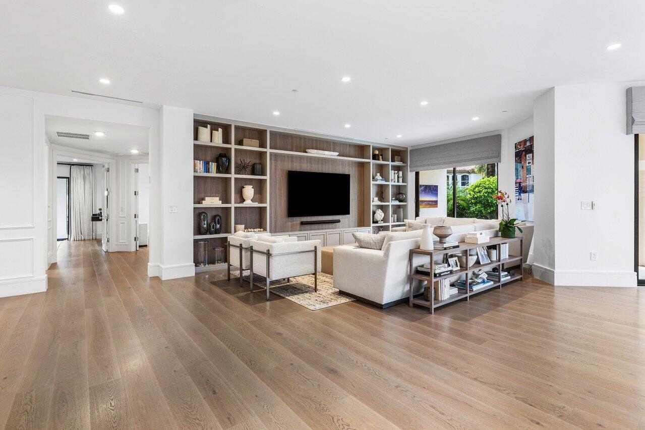 7383 Orangewood Lane 501