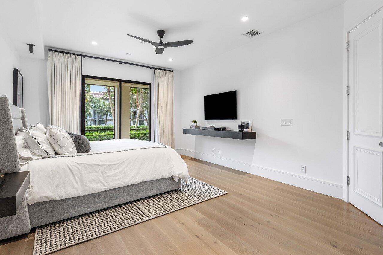 7383 Orangewood Lane 501