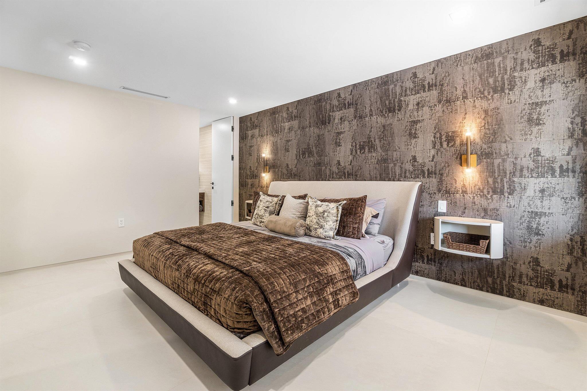 5326 Boca Marina Circle N