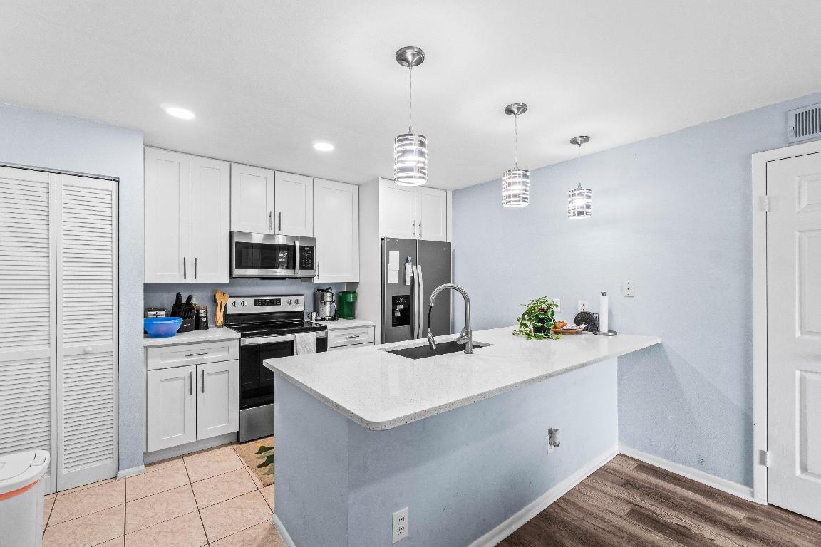 1885 Palm Cove Boulevard 10-207