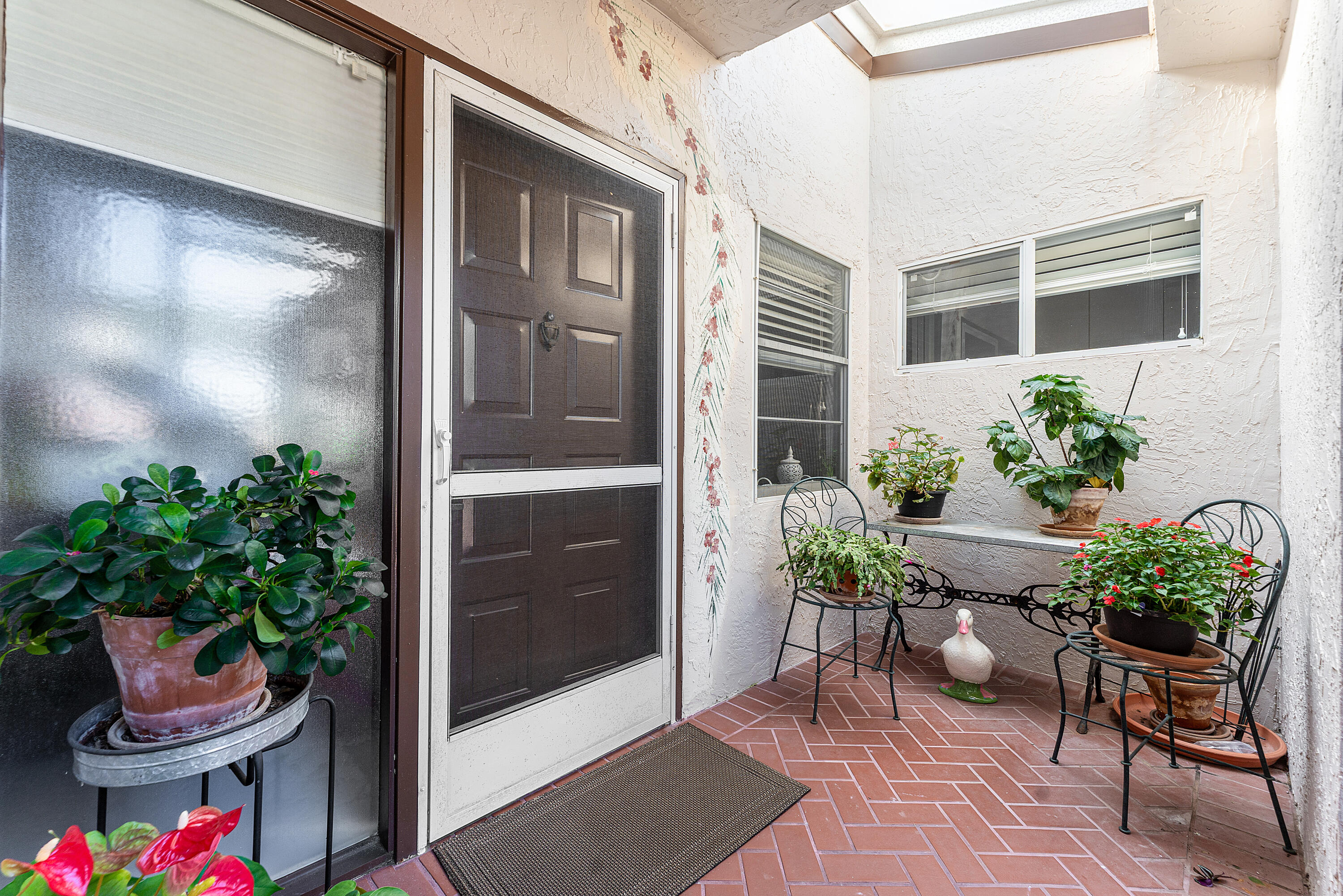 6348 Pointe Pleasant Circle
