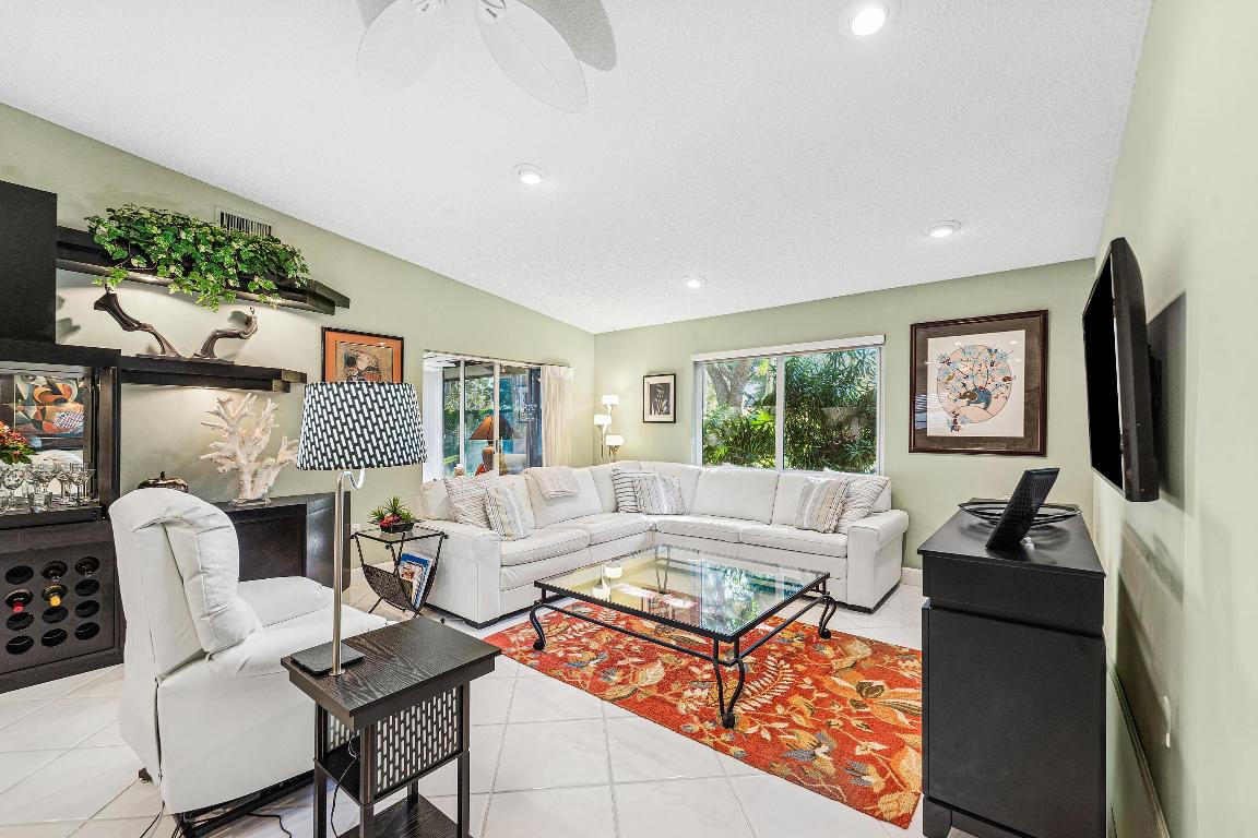 6348 Pointe Pleasant Circle