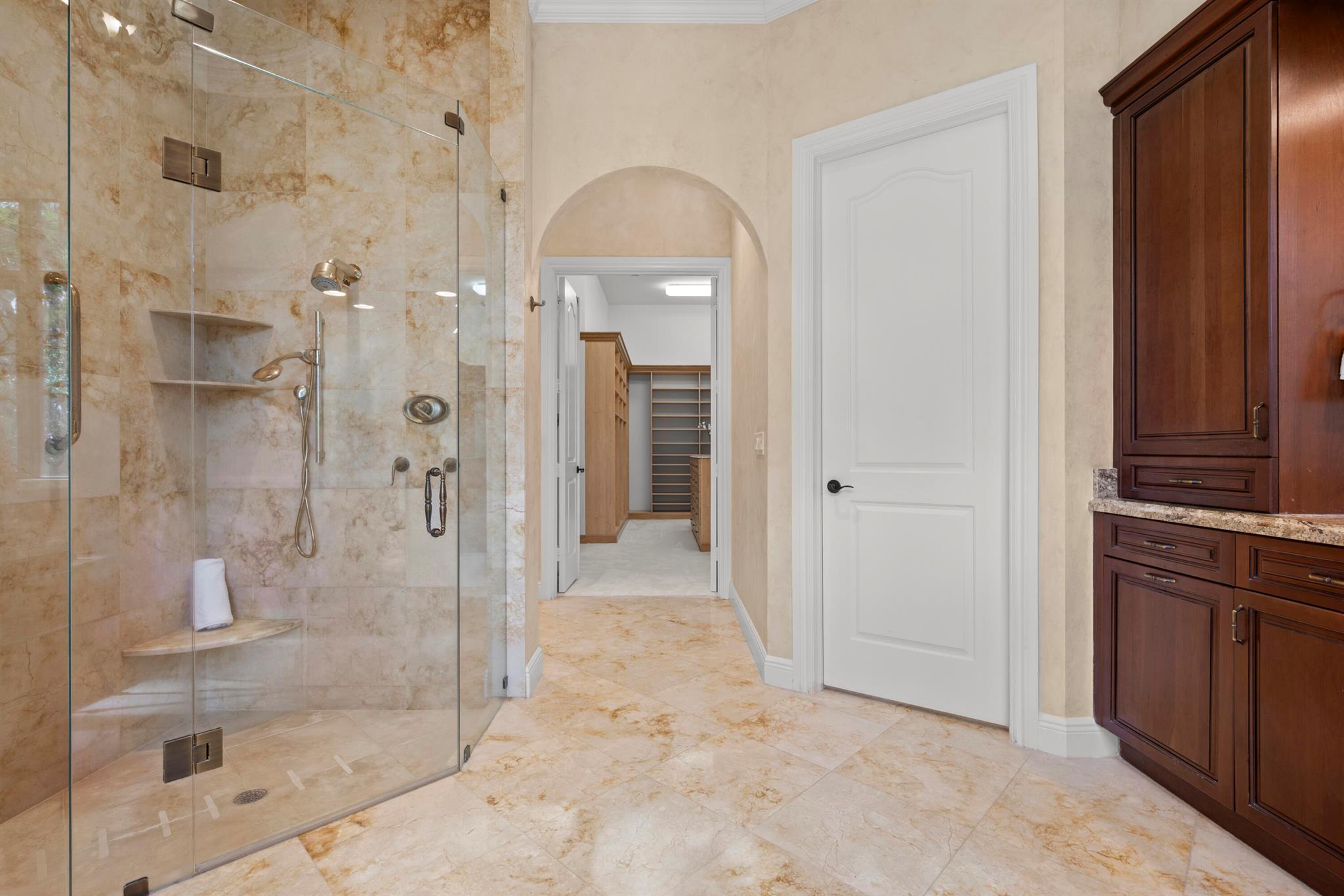 5752 Vintage Oaks Circle