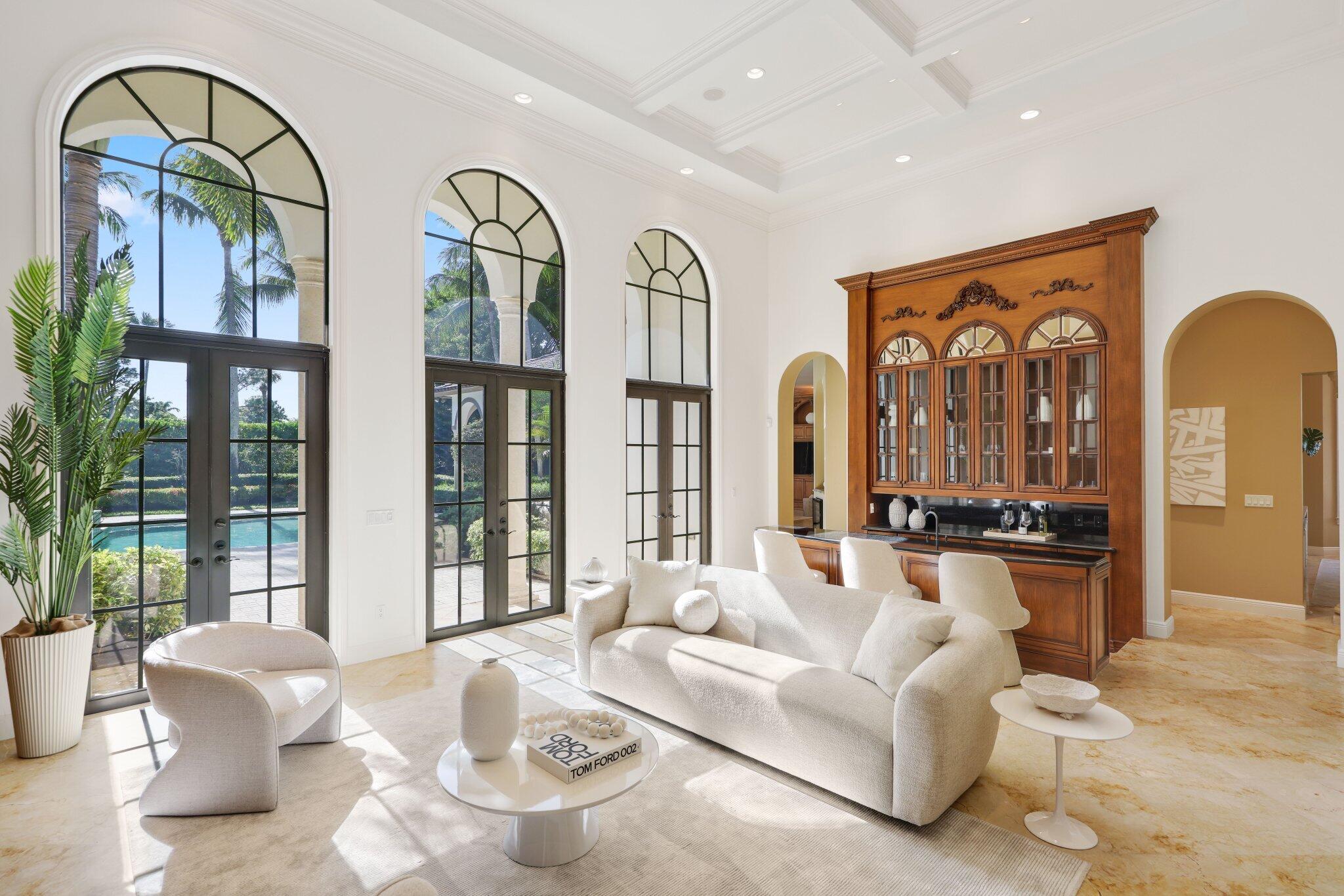 5752 Vintage Oaks Circle