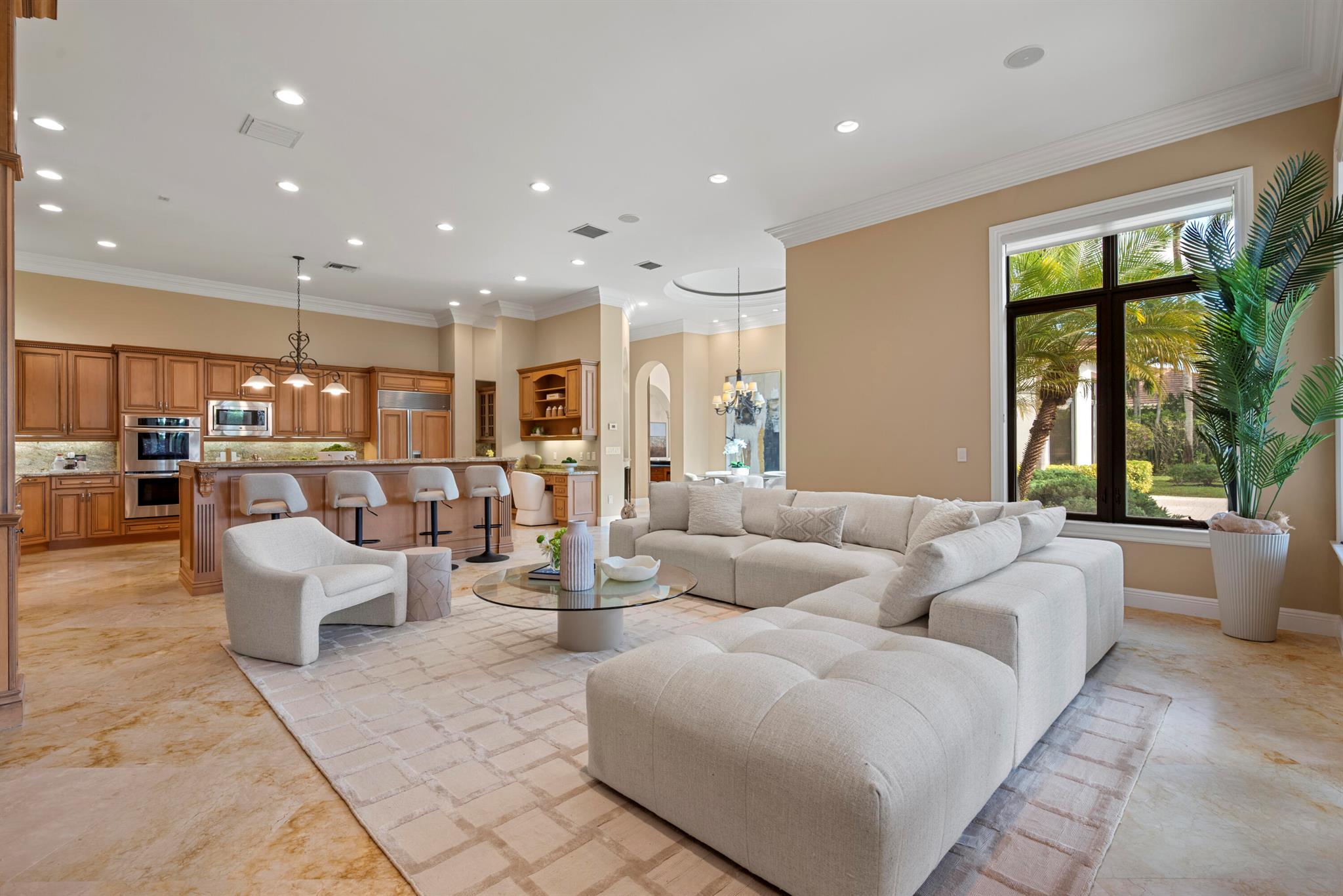 5752 Vintage Oaks Circle