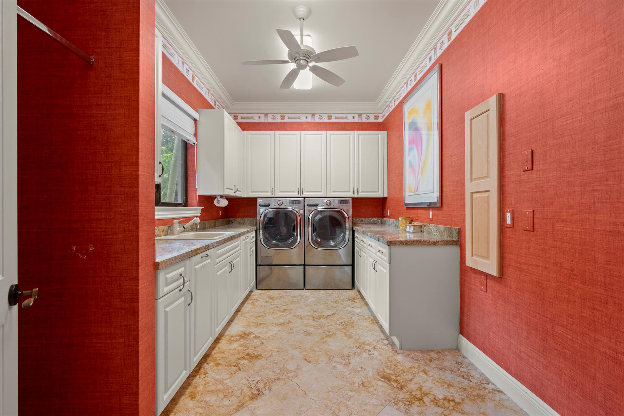 5752 Vintage Oaks Circle