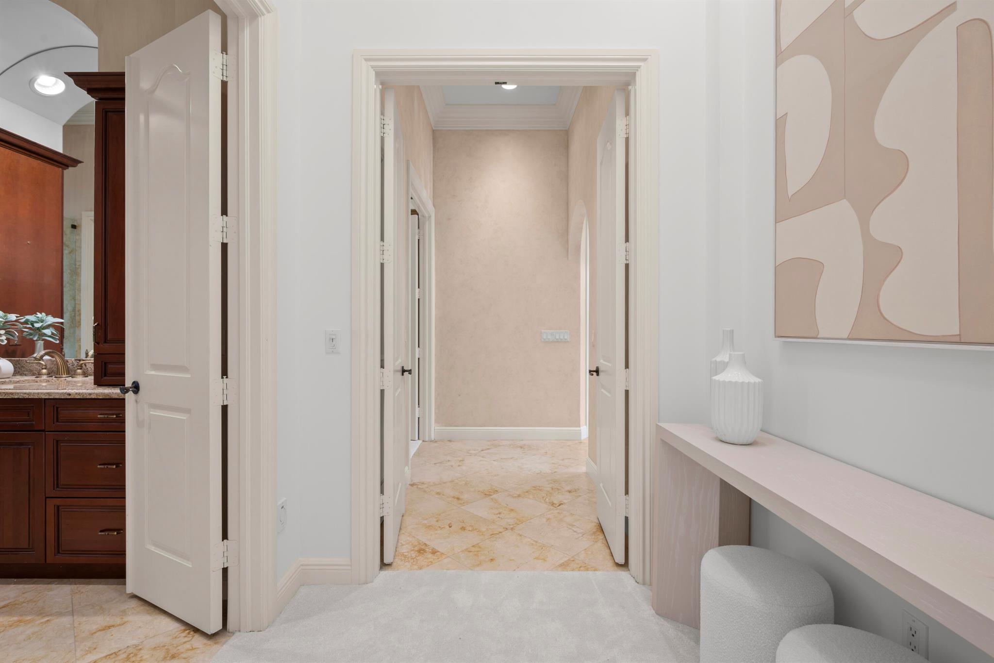 5752 Vintage Oaks Circle