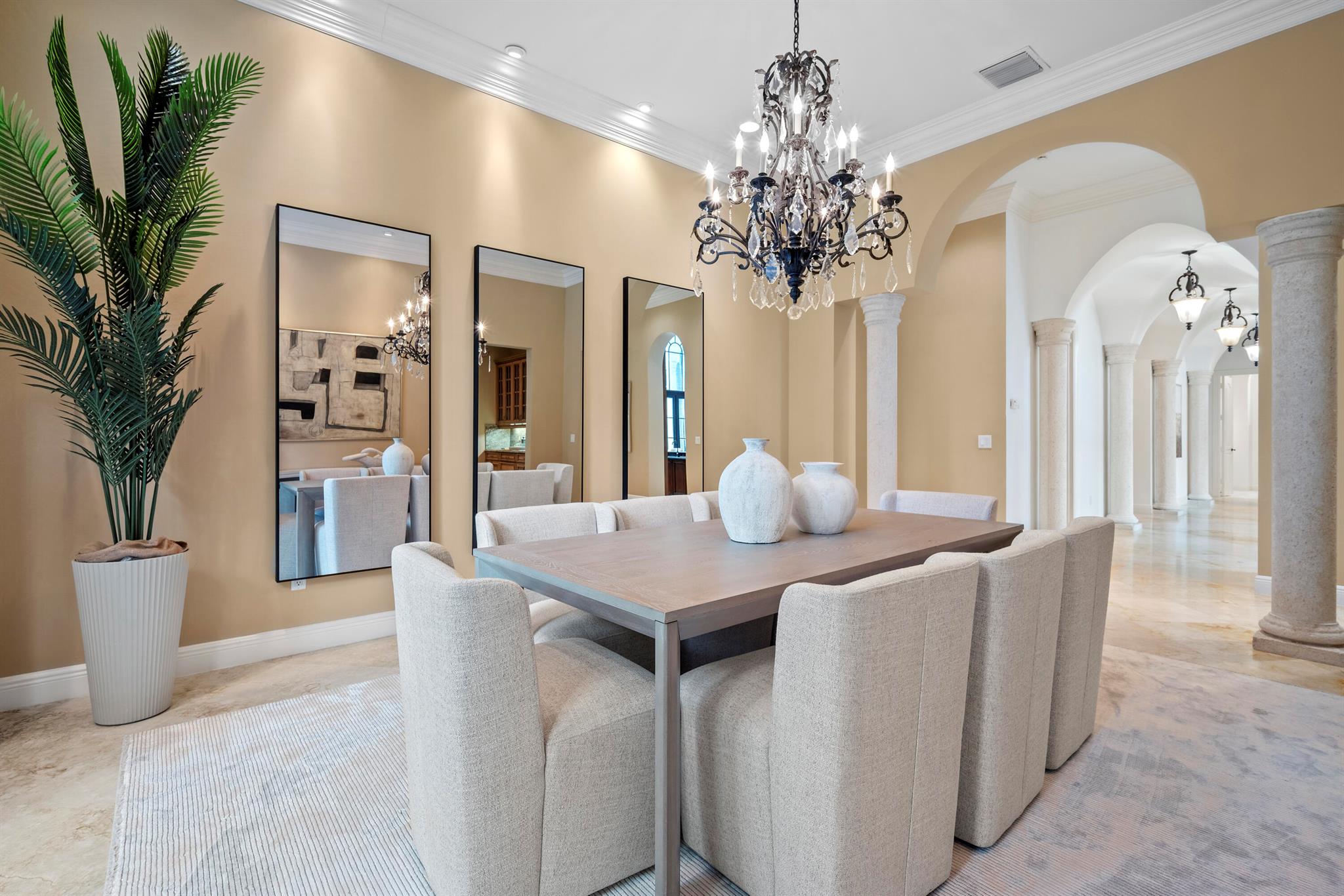 5752 Vintage Oaks Circle